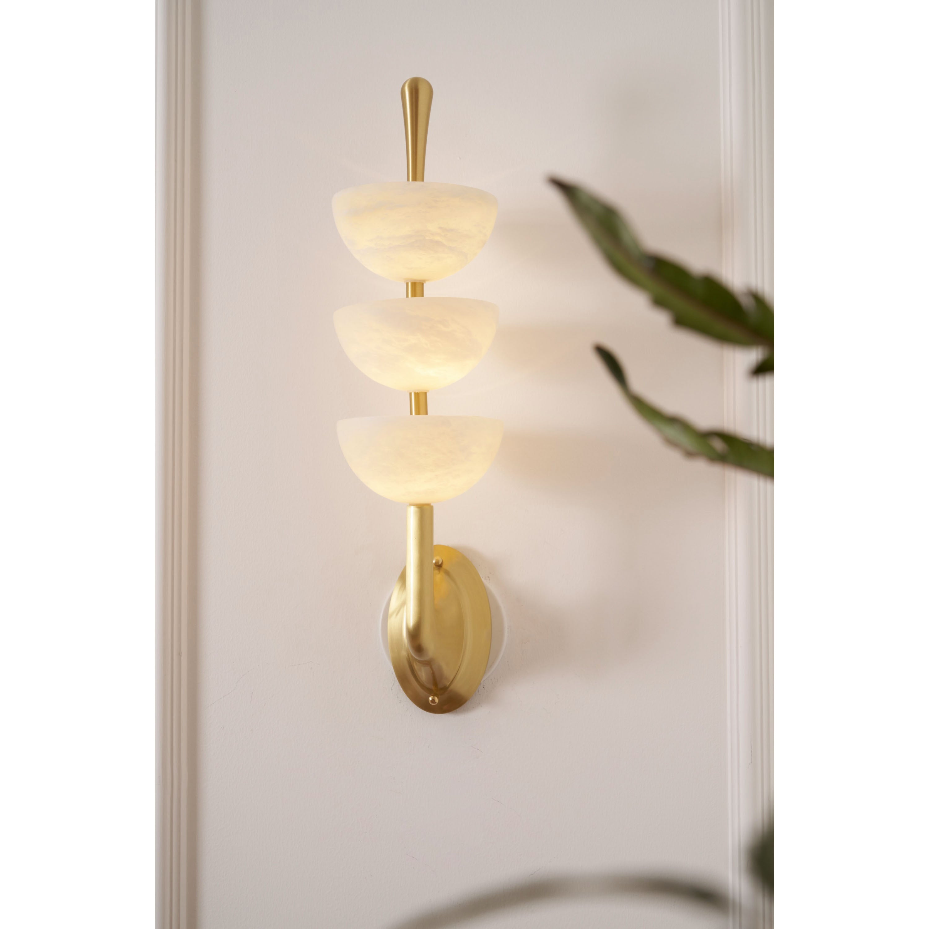 Ophelia Wall Lamp