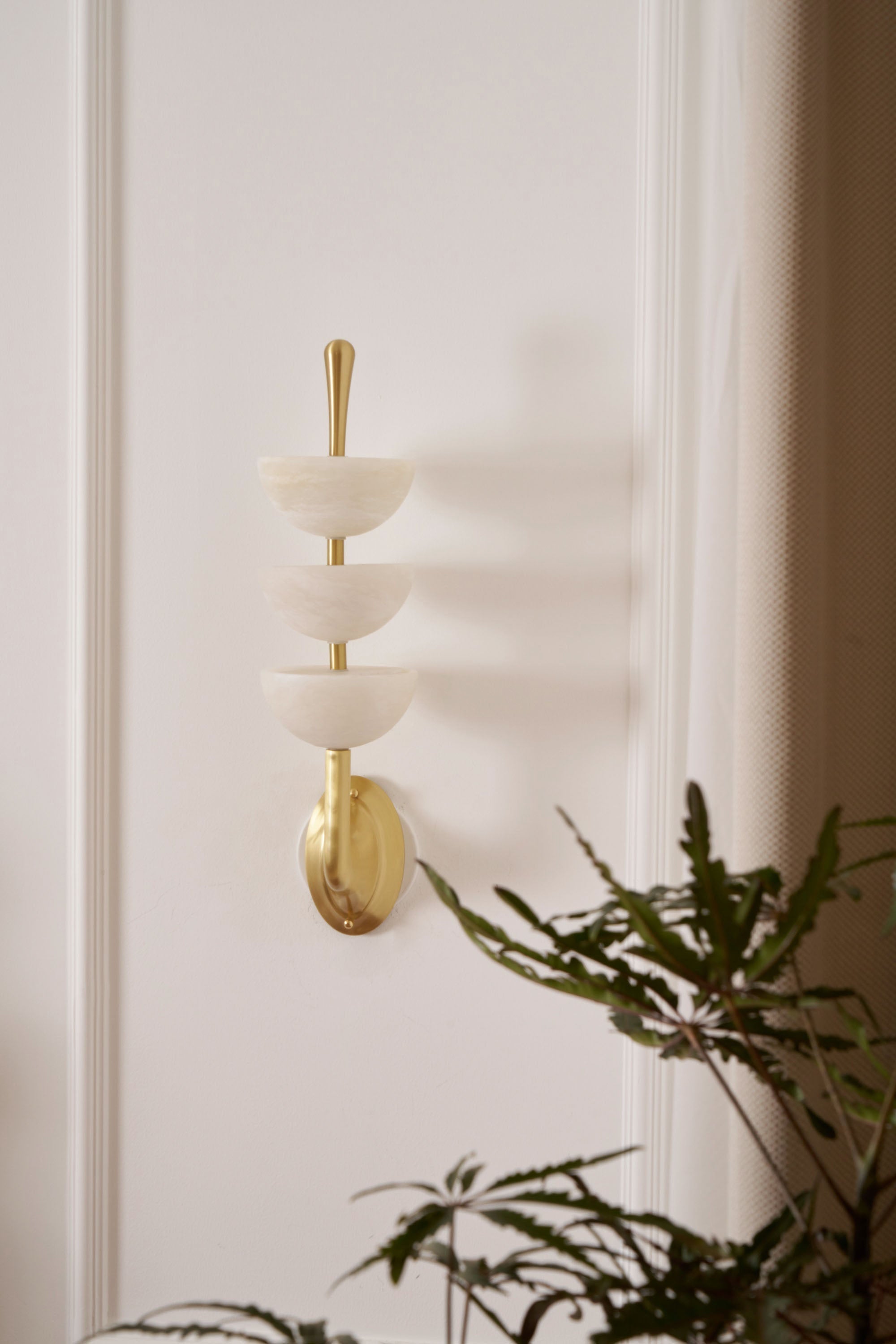Ophelia Wall Lamp