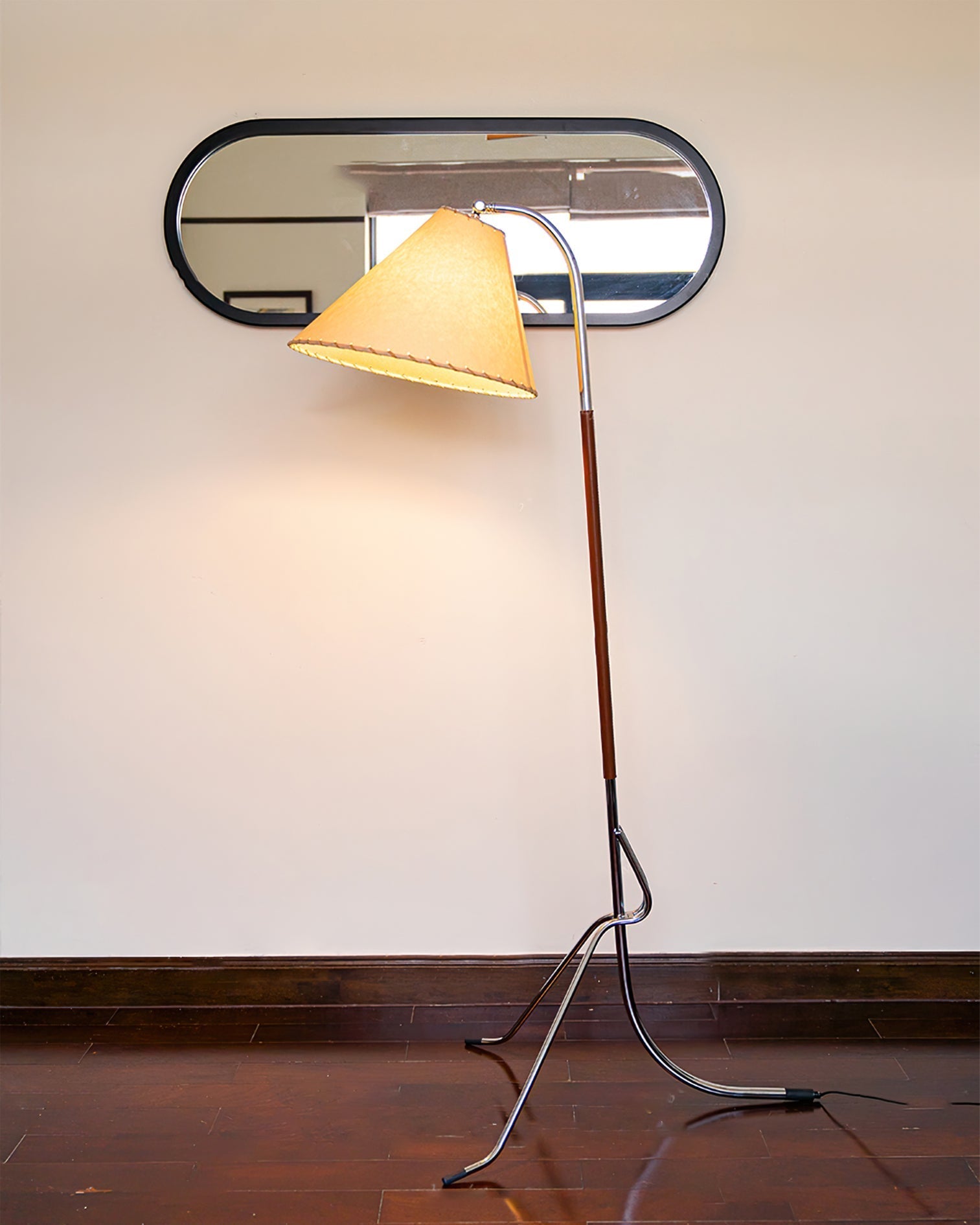 Lysandir Arc-shaped Wood Floor Lamp-Neutral Decor