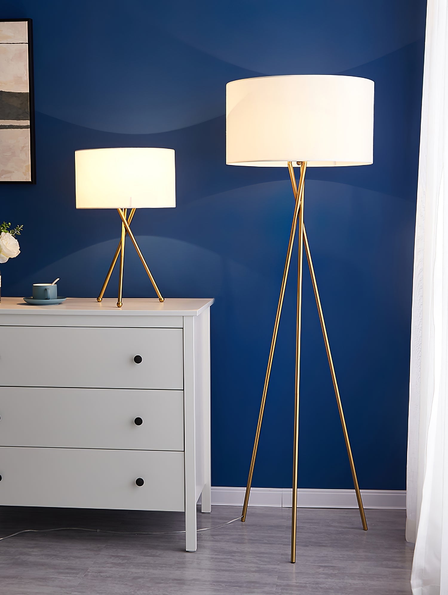 Zander Minimalist Fabric Floor Lamp-Neutral Decor