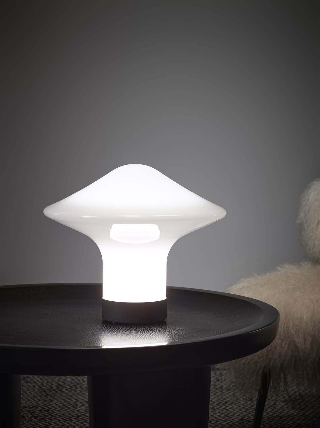 Taura Contemporary Table Lamp-Neutral Decor