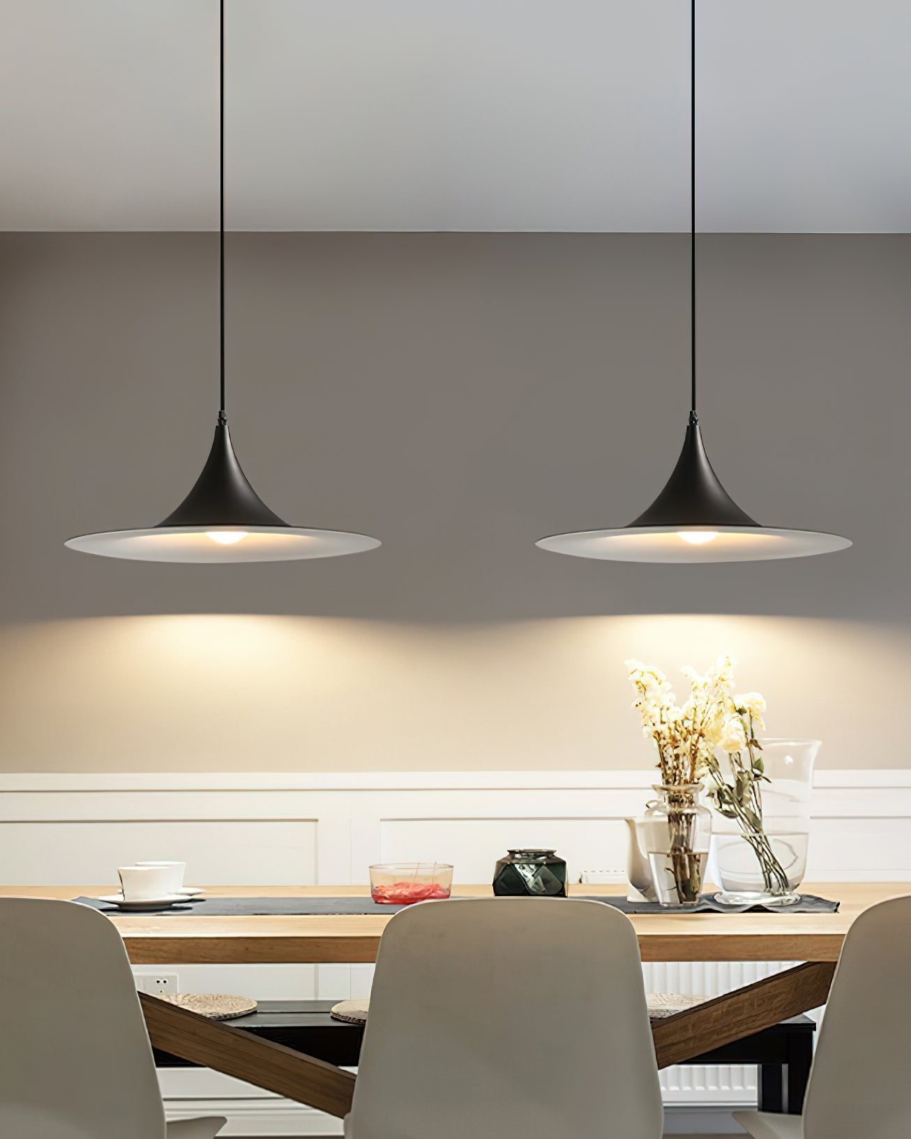 Viro Pendant Lamp Slim Neck and Wide Flare Contemporary Dining-Neutral Decor