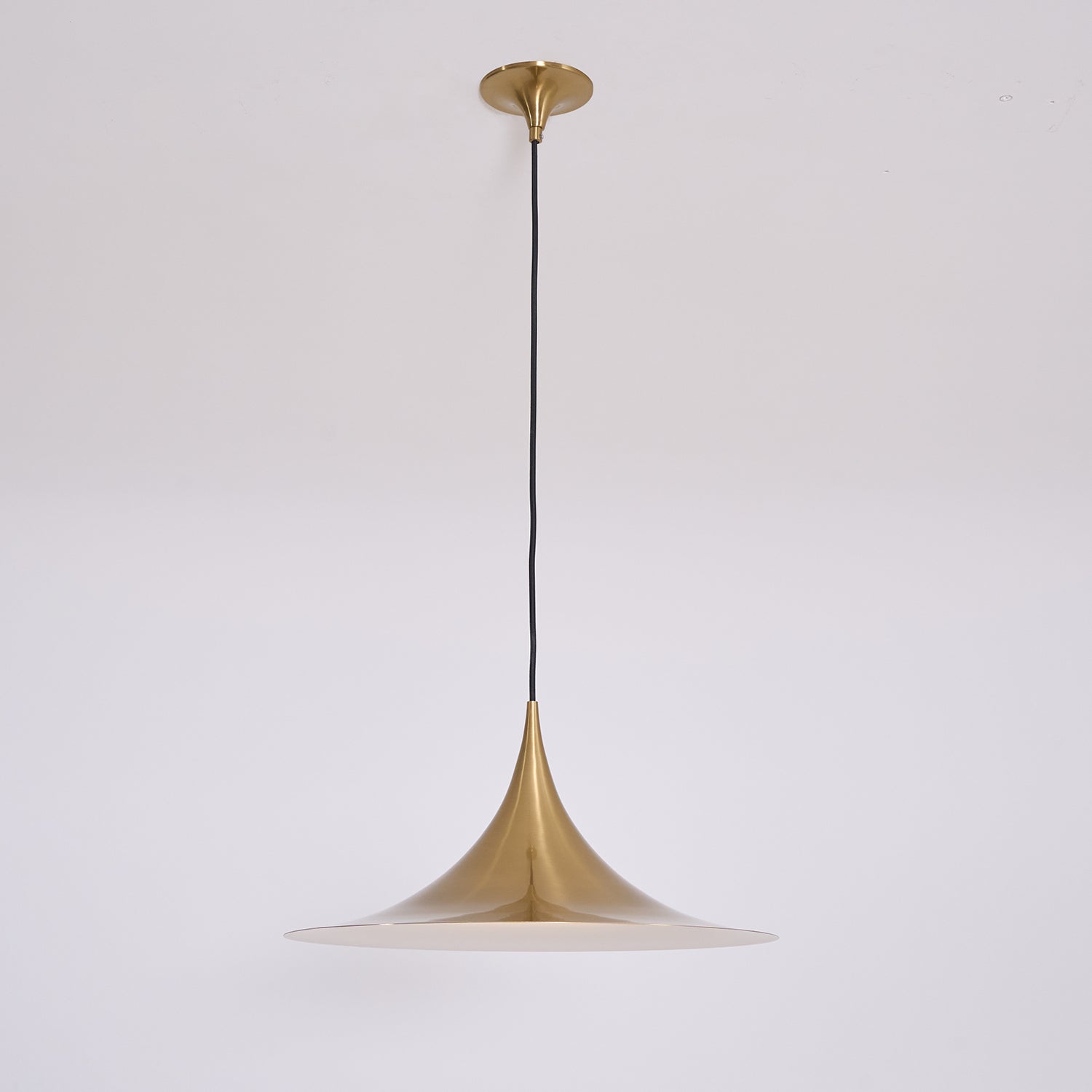 Viro Pendant Lamp Slim Neck and Wide Flare Contemporary Dining-Neutral Decor