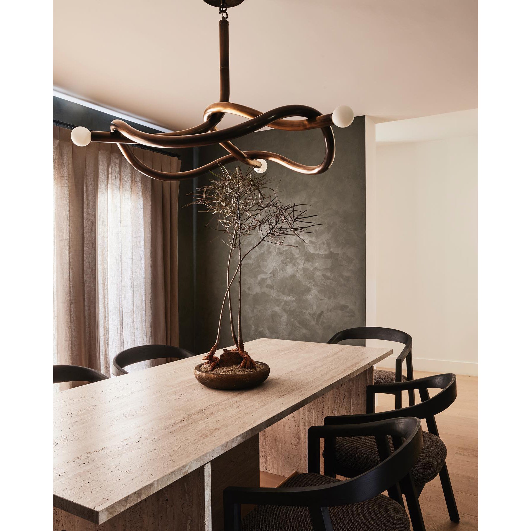 Aveline Chandelier