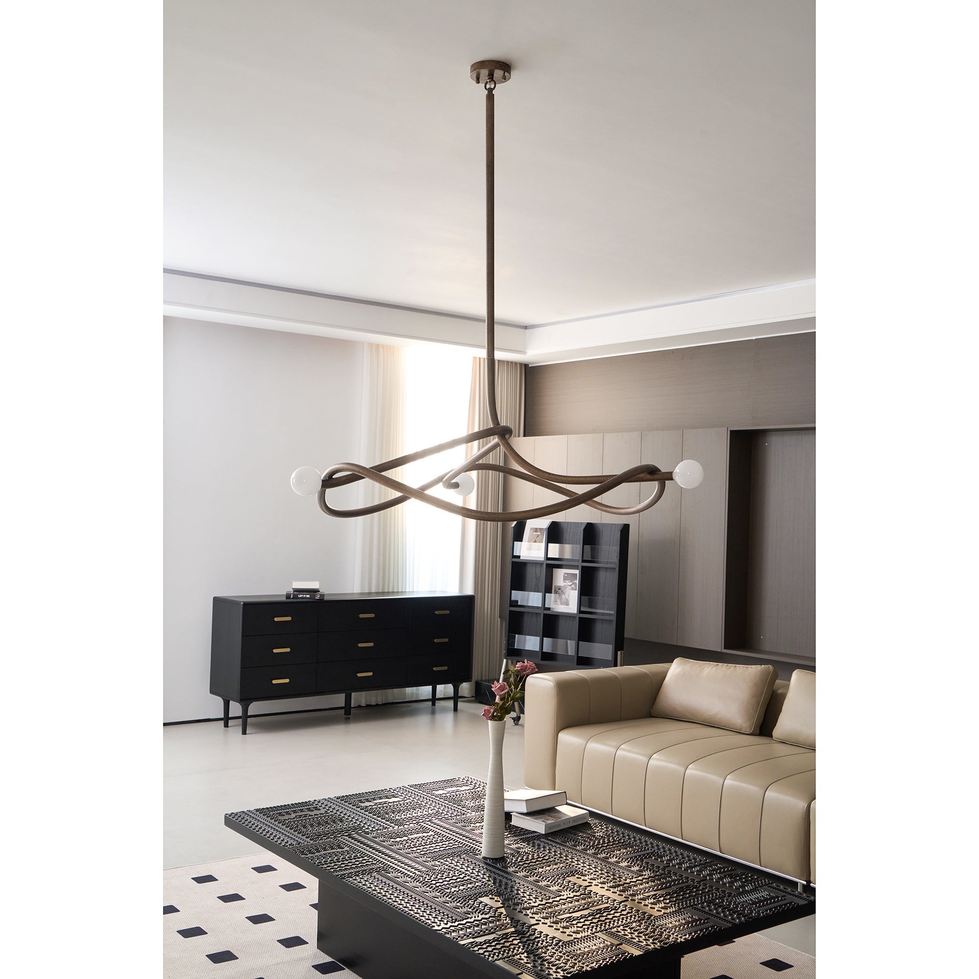 Aveline Chandelier