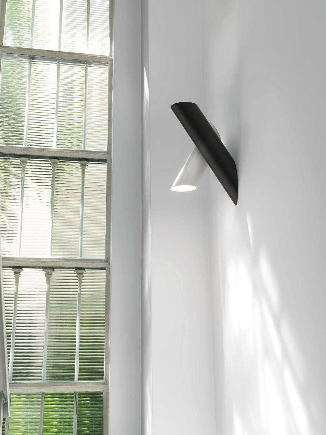 Perylis Modern Minimalist Tubes Wall Light-Neutral Decor