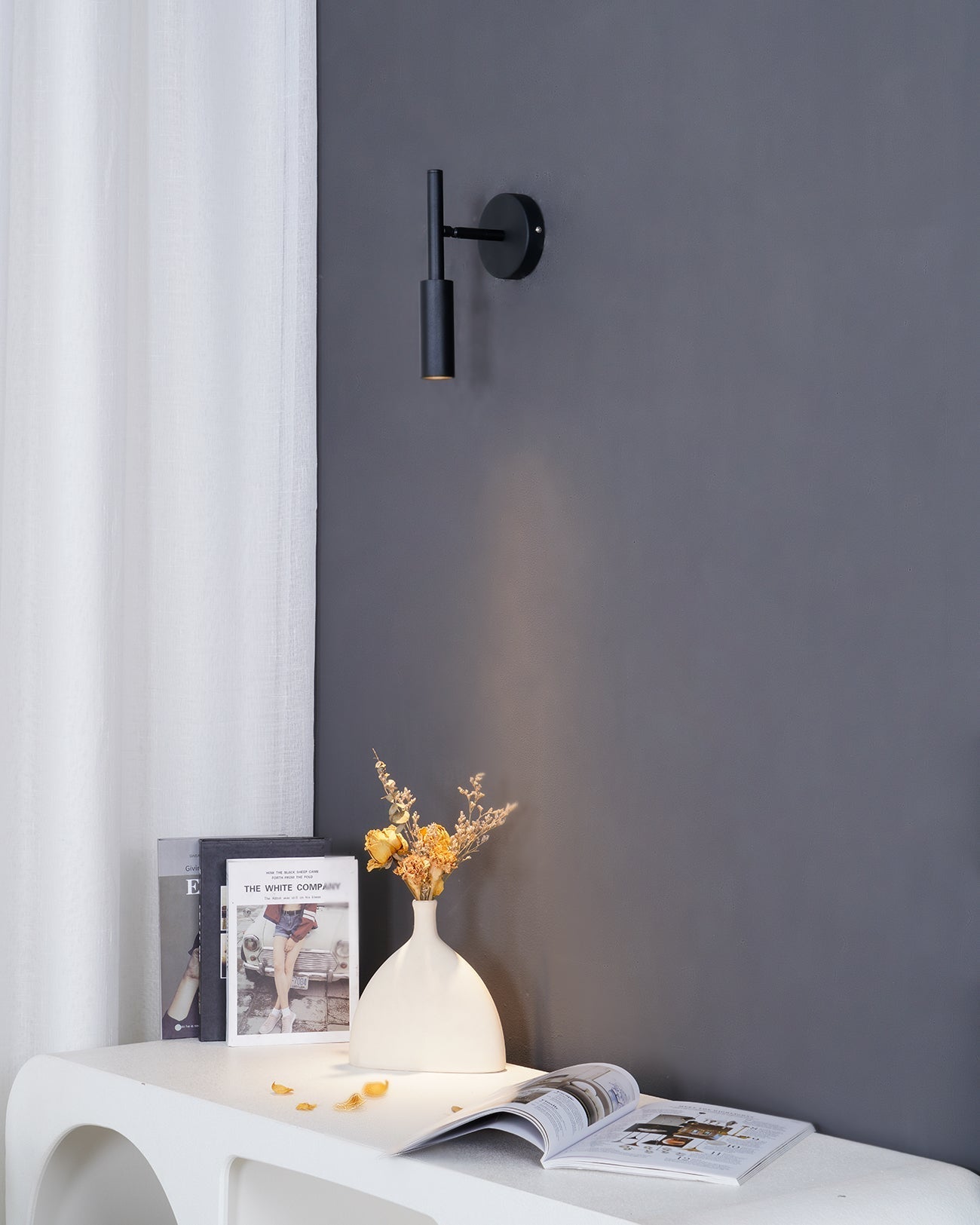 Brolen Modern Minimalist Wall Light-Neutral Decor