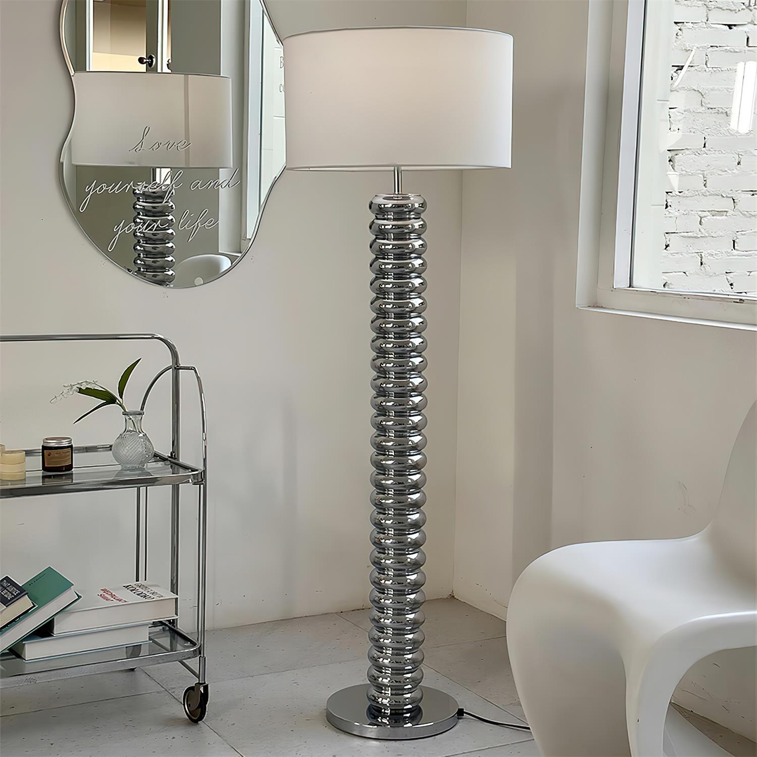 Twisy Floor Lamp
