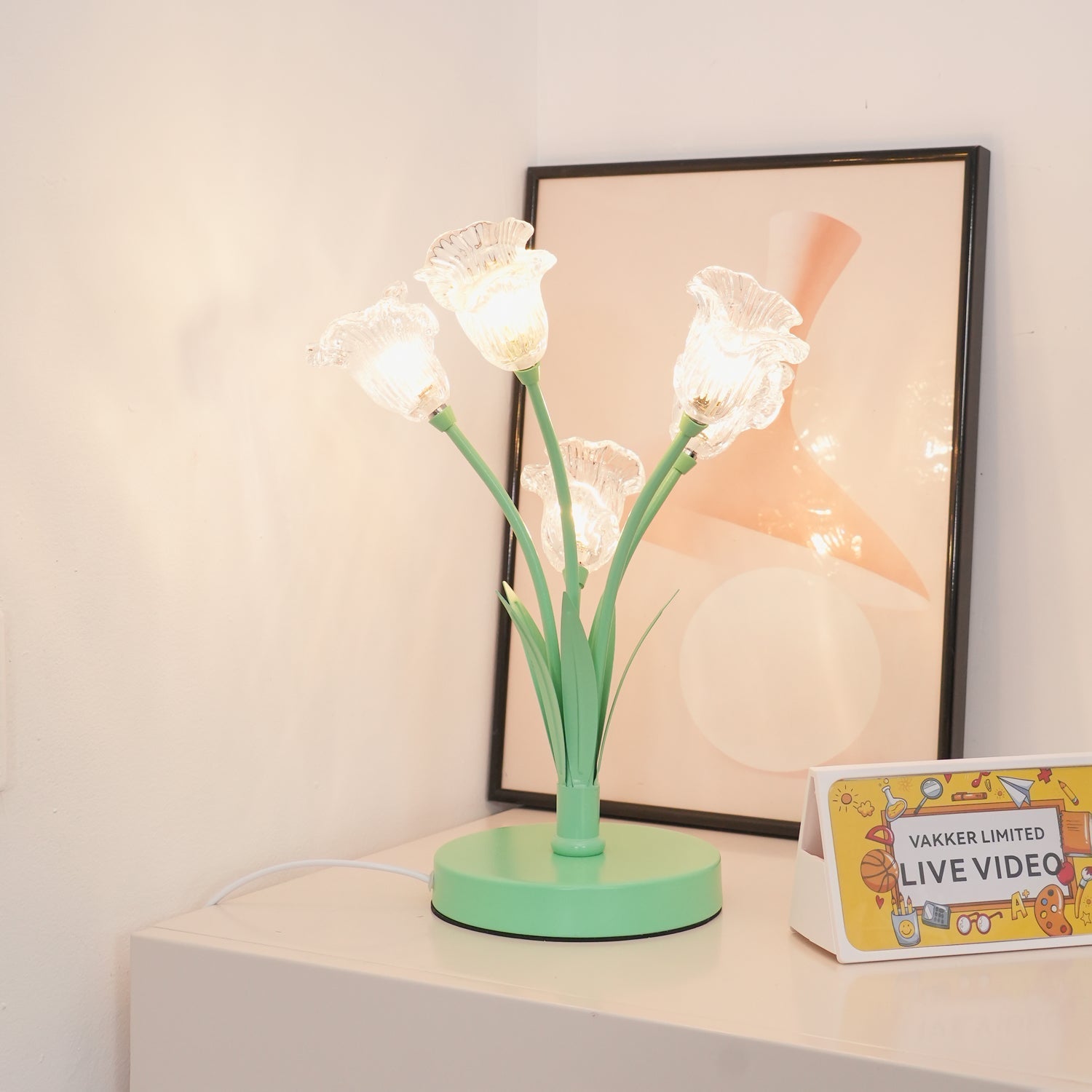 Aurdoril Whimsical Glass Table Lamp-Neutral Decor