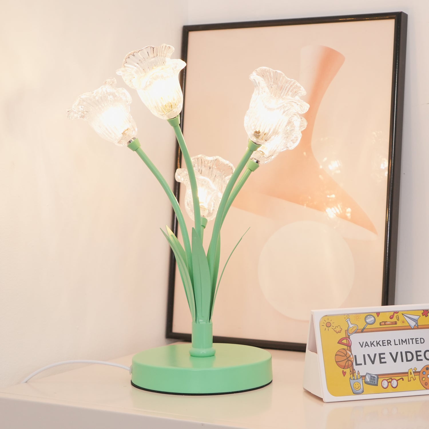 Aurdoril Whimsical Glass Table Lamp-Neutral Decor