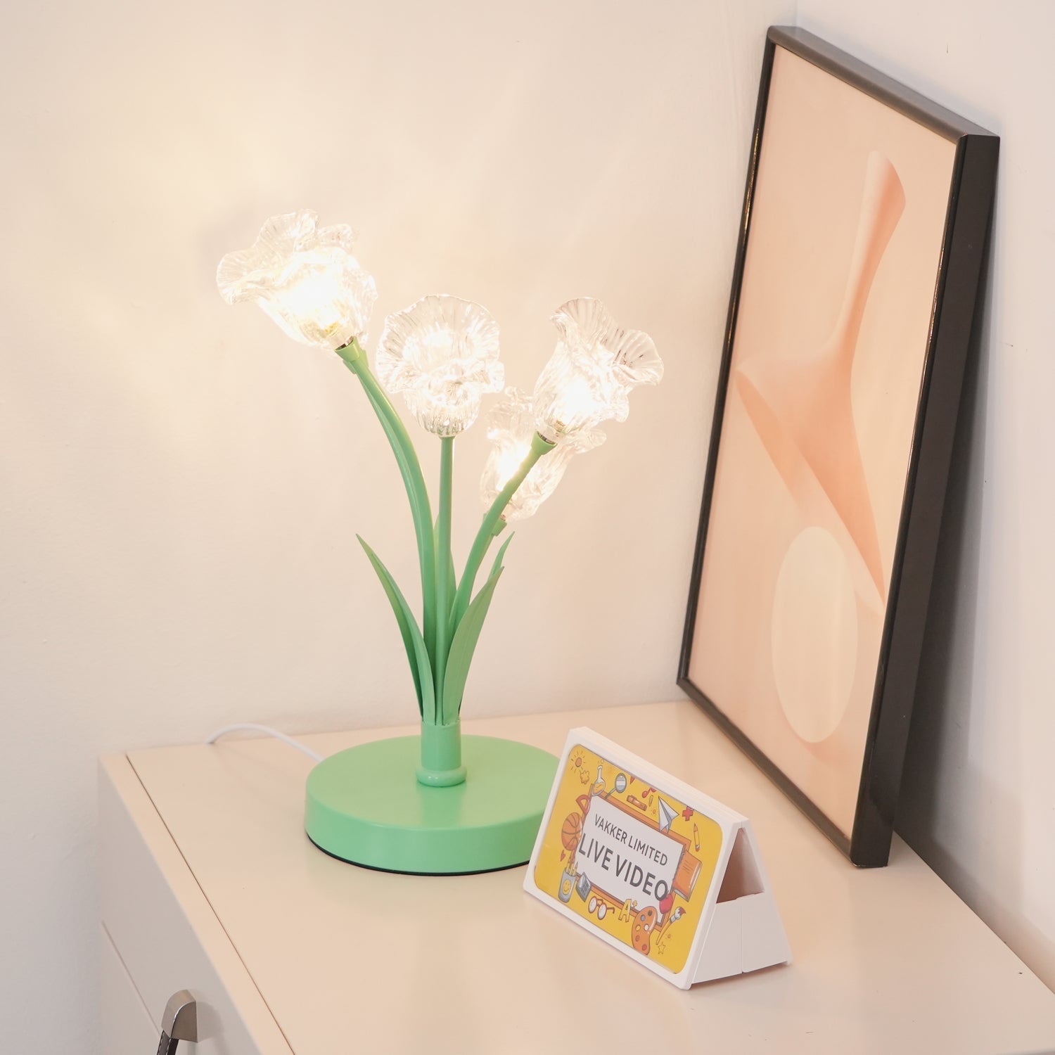 Aurdoril Whimsical Glass Table Lamp-Neutral Decor
