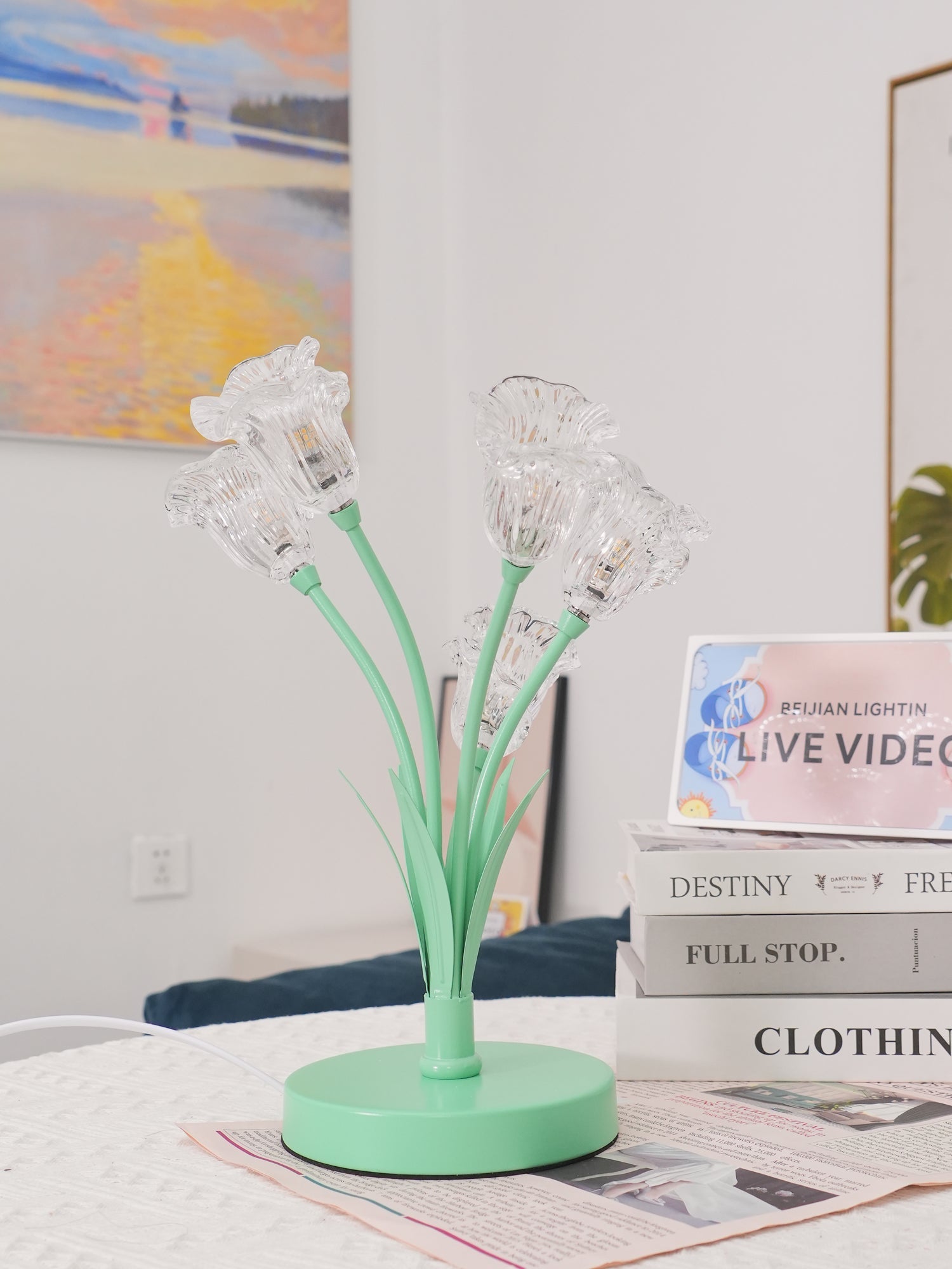 Aurdoril Whimsical Glass Table Lamp-Neutral Decor