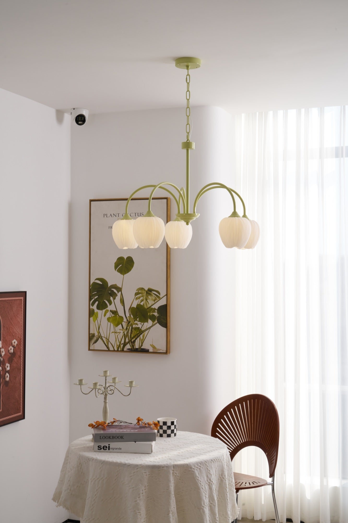 Lustra Chandelier Tulip Matcha Glass-Neutral Decor