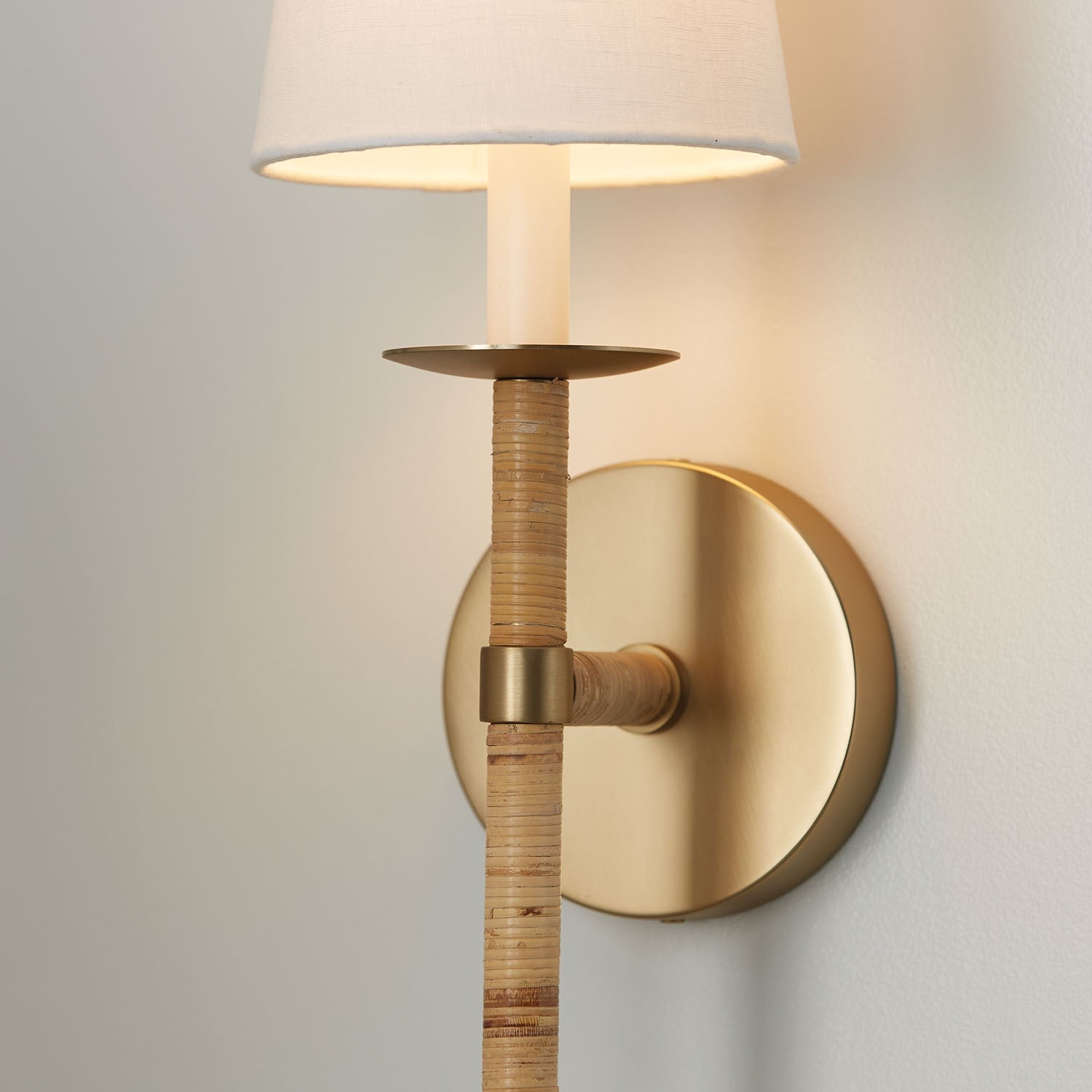 Conoror Wall Lamp