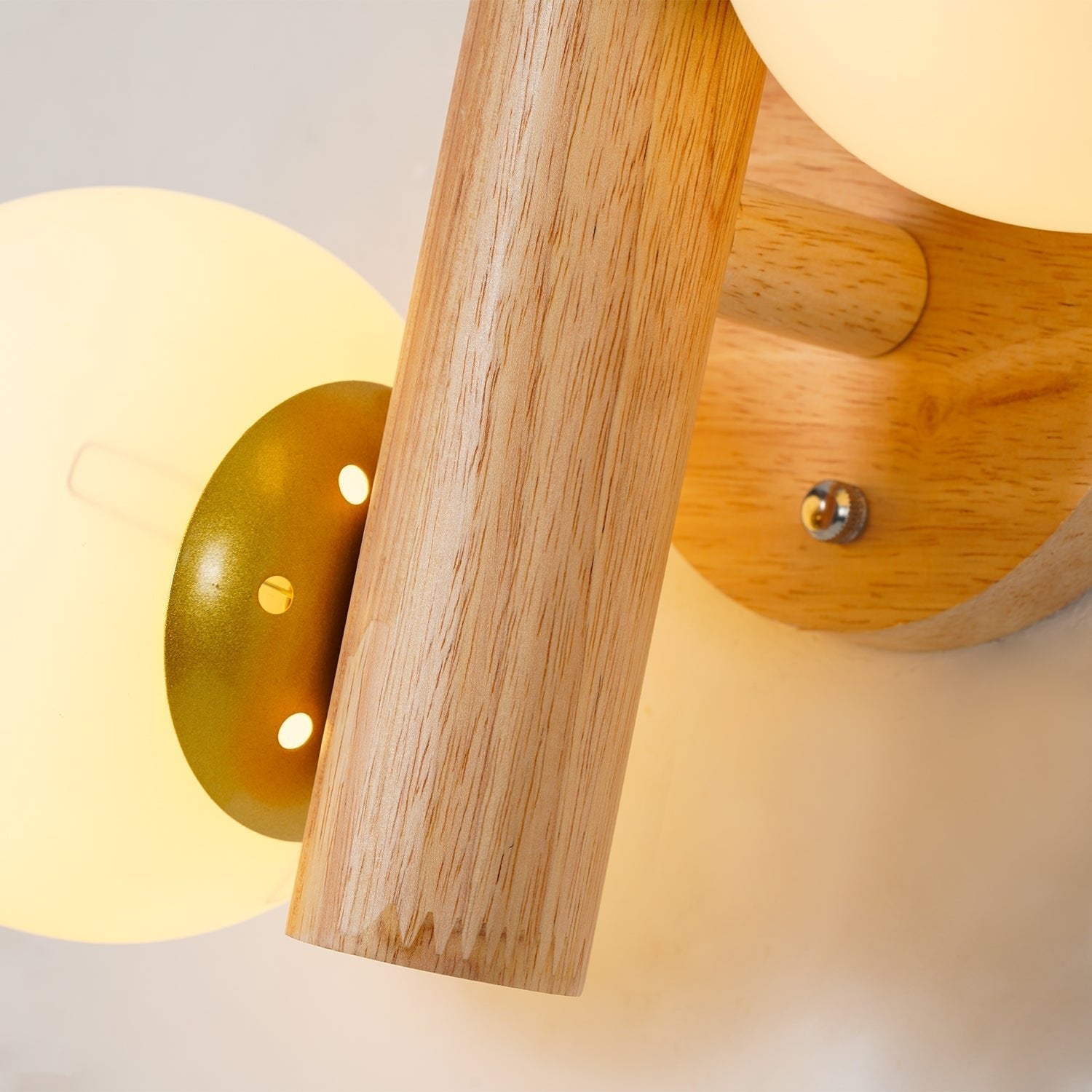 Fioran Wood Scandinavian Wall Lamp-Neutral Decor