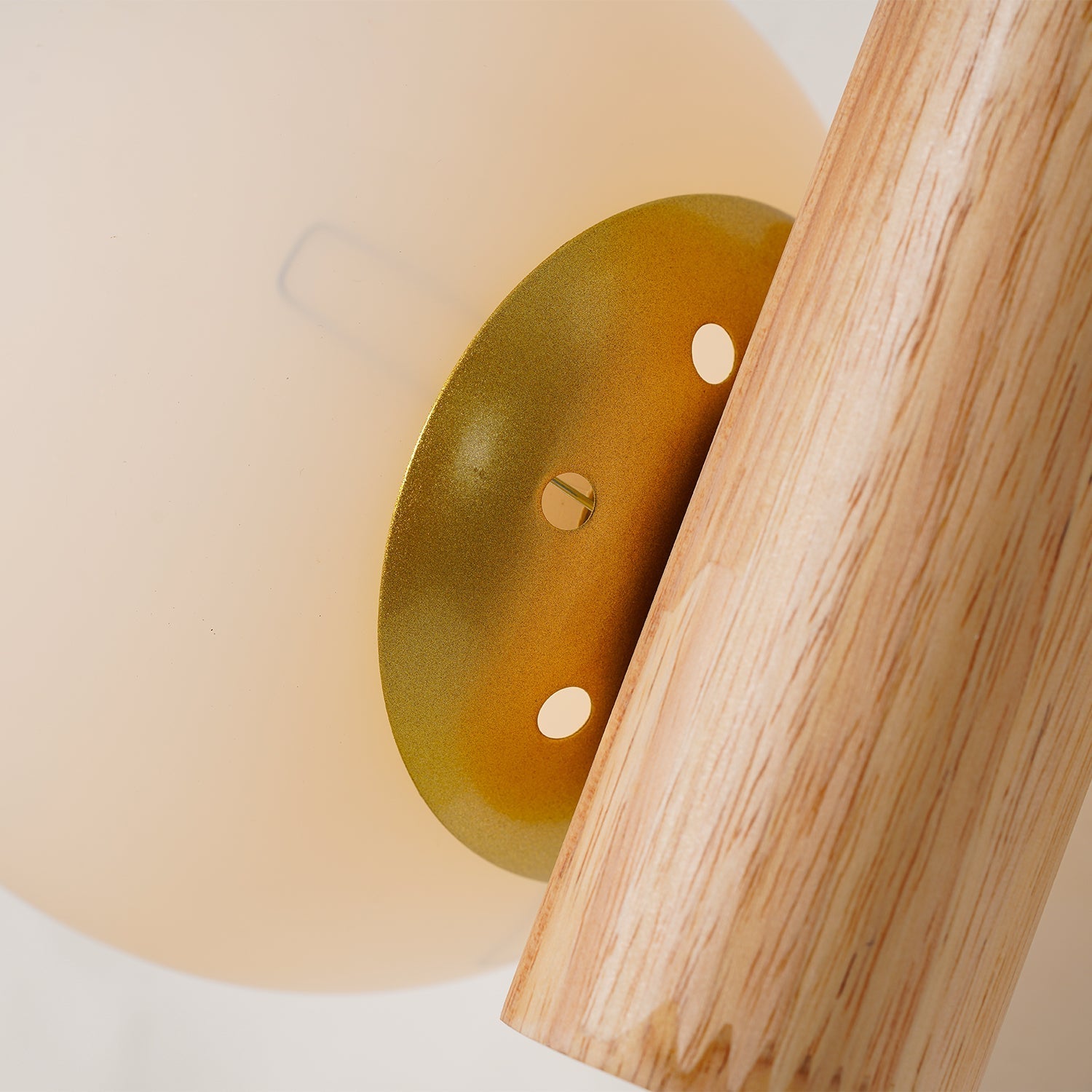 Fioran Wood Scandinavian Wall Lamp-Neutral Decor