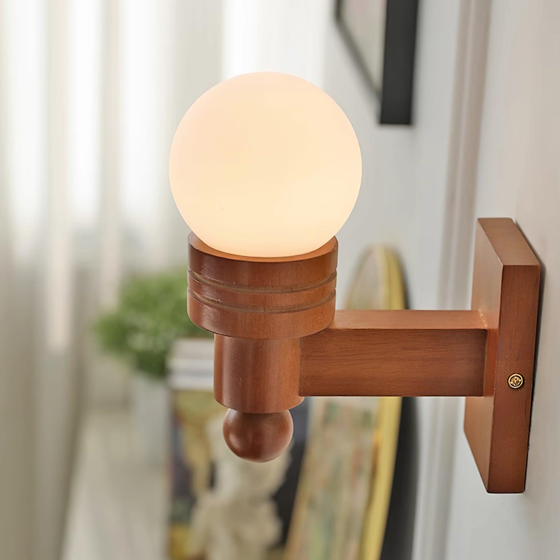 Beam Solid Wood Wall Lamp