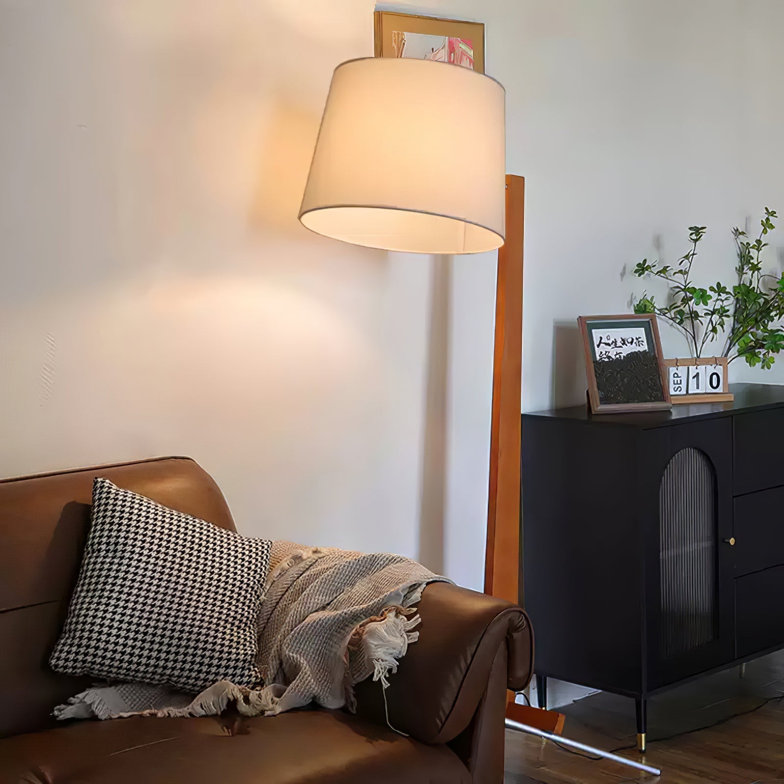 Luca Modern Arc Floor Lamp-Neutral Decor