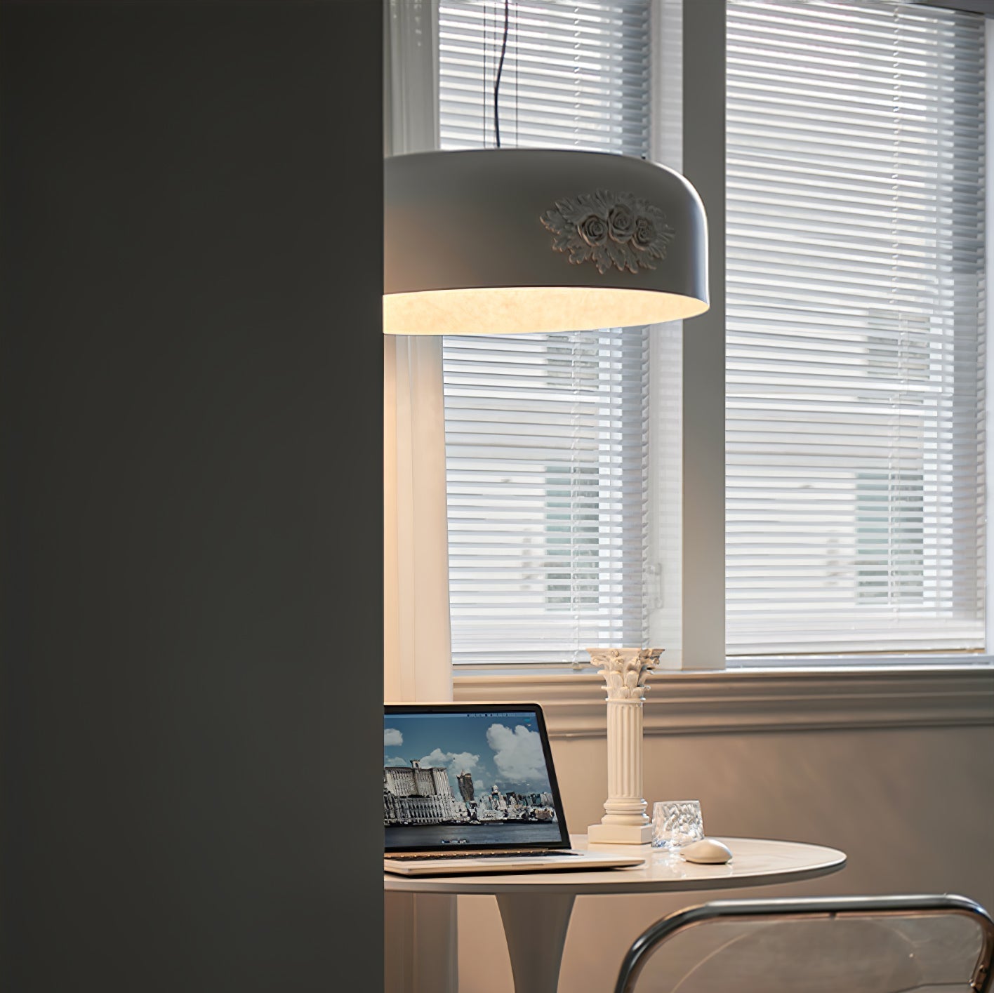 Vilaeos Minimalist Resin Wall Light-Neutral Decor