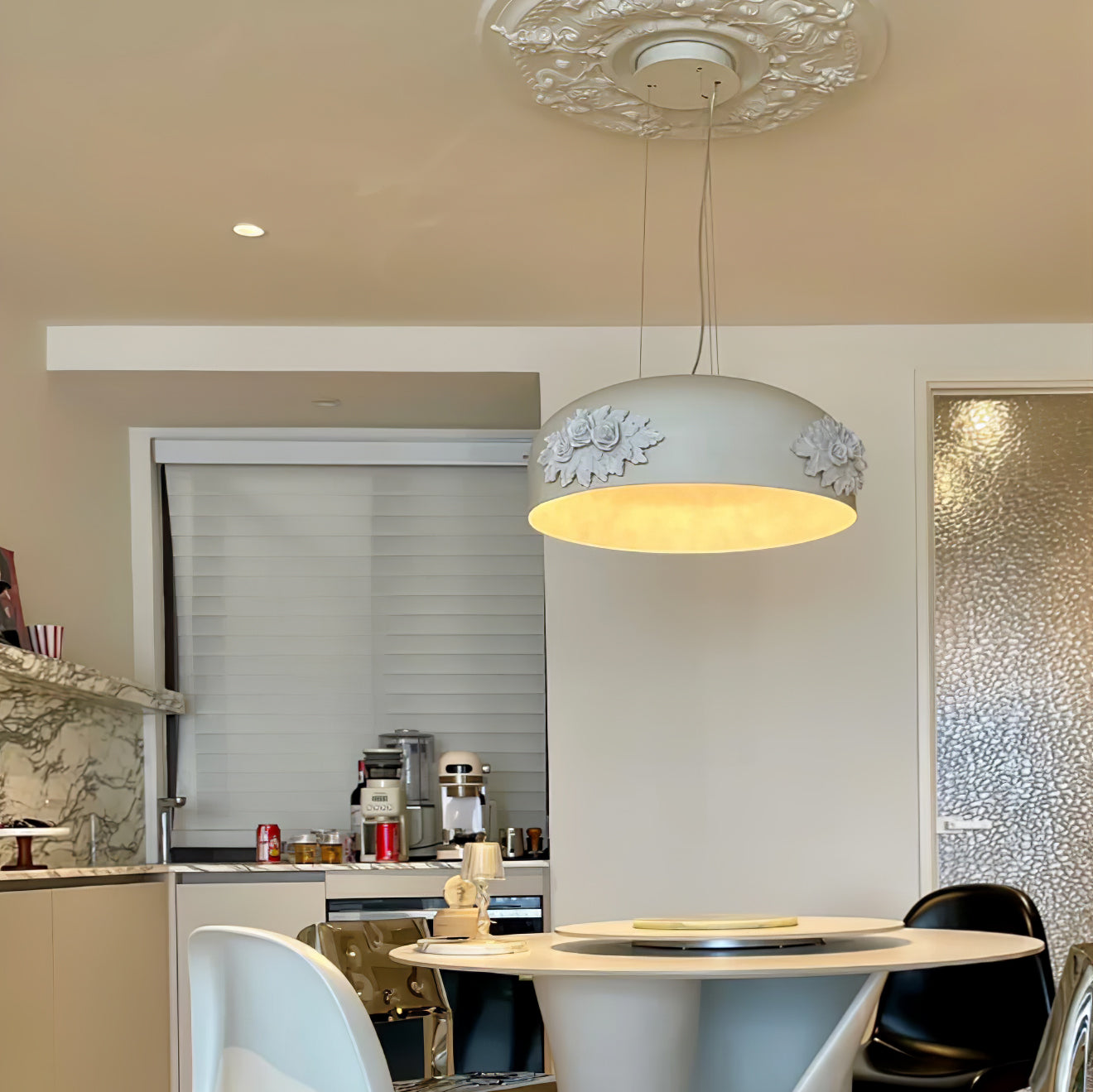Vilaeos Minimalist Resin Wall Light-Neutral Decor