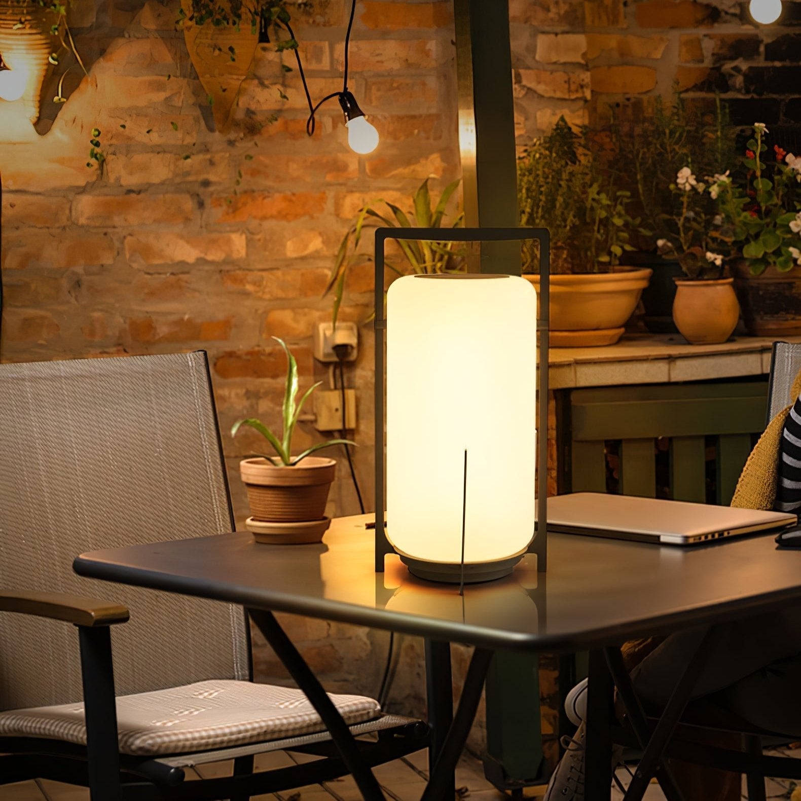 Jave Solar Outdoor Table Lamp-Neutral Decor
