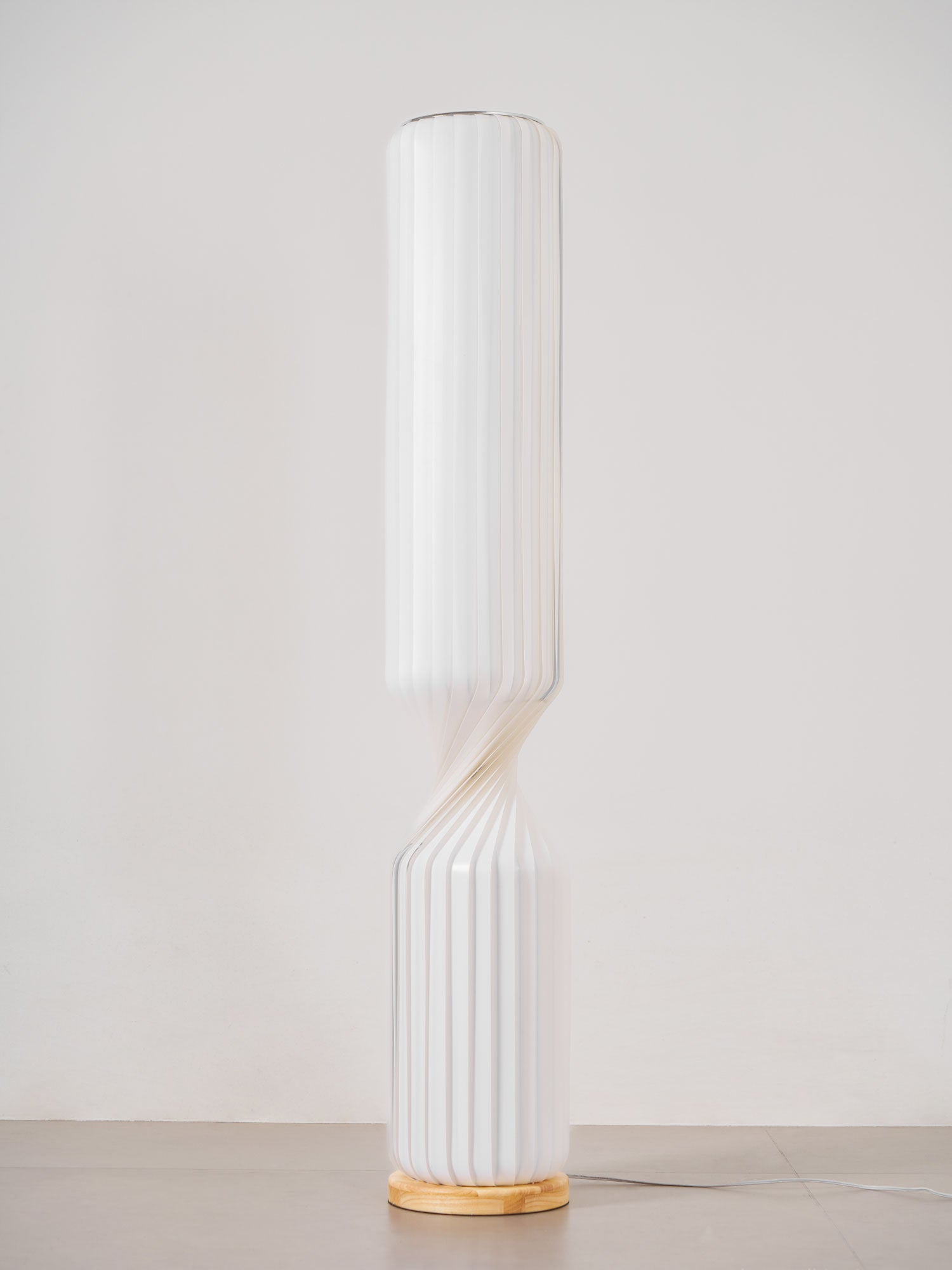 Oraeoril Modern PVC Floor Lamp-Neutral Decor
