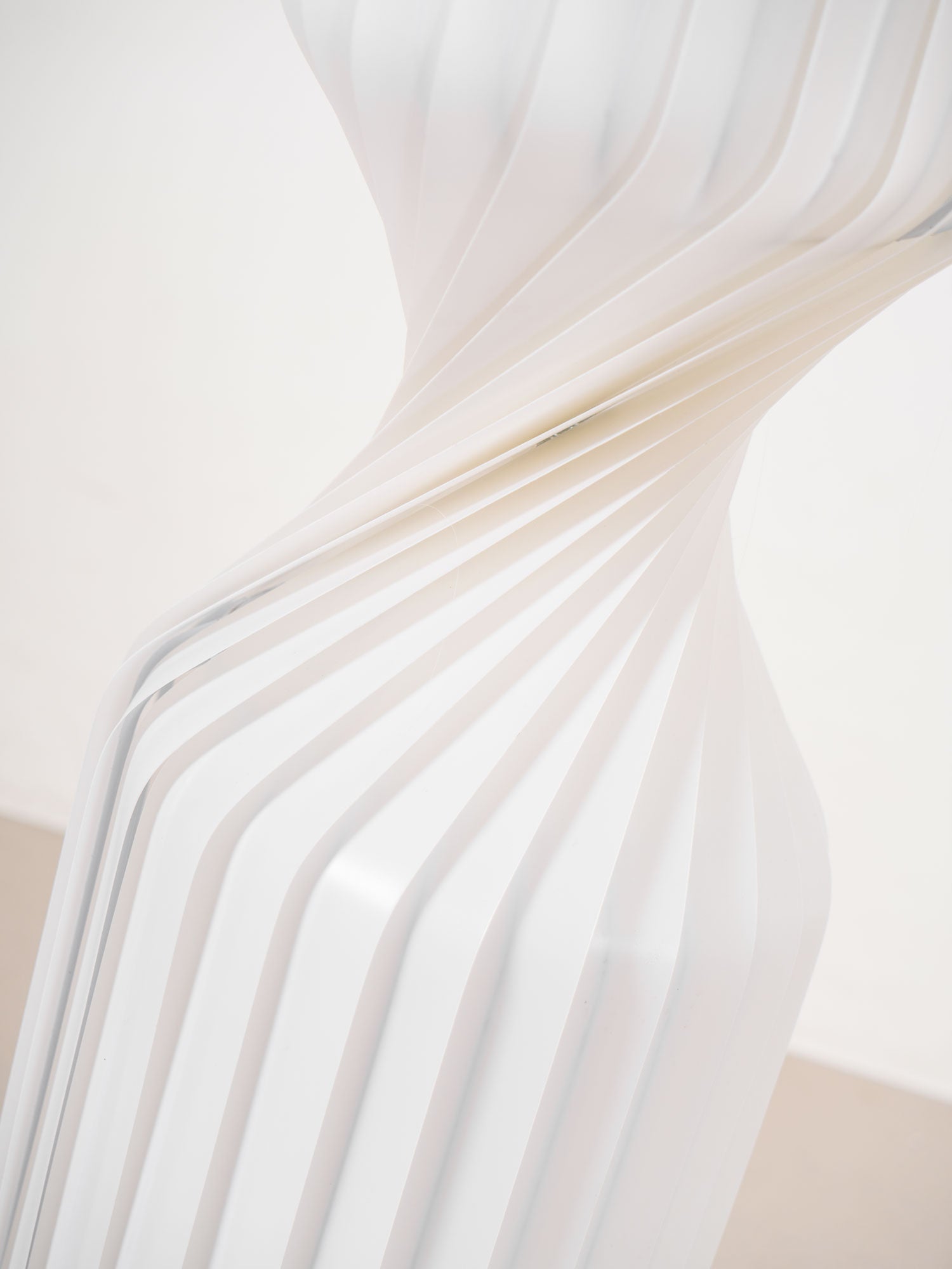 Oraeoril Modern PVC Floor Lamp-Neutral Decor