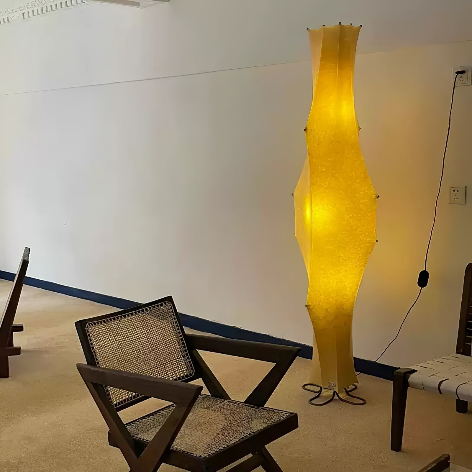 Vela Twist Silk Floor Lamp-Neutral Decor