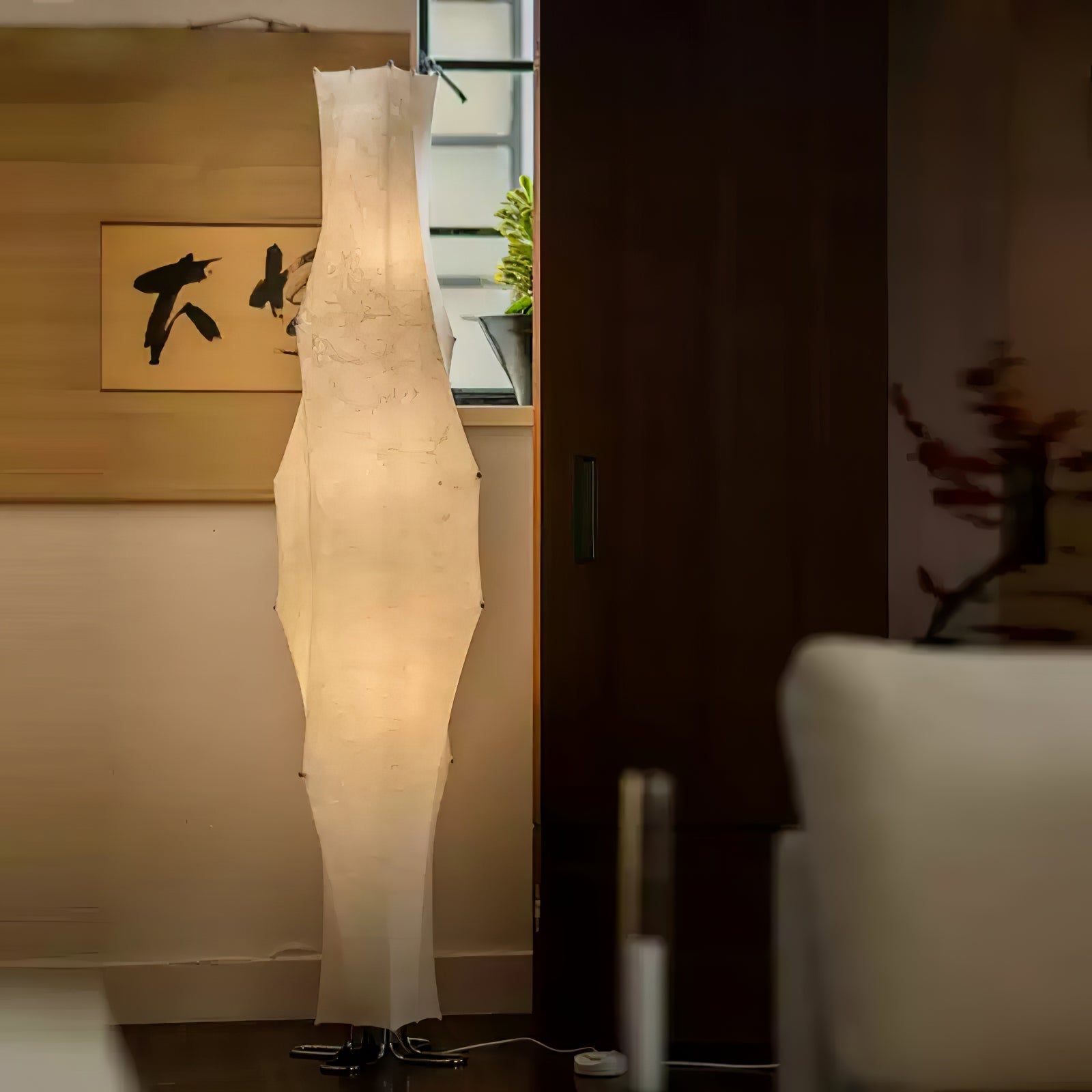Vela Twist Silk Floor Lamp-Neutral Decor