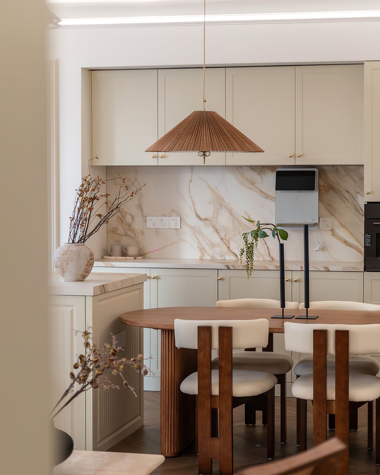 Hazel Modern Pendant Lamp-Neutral Decor