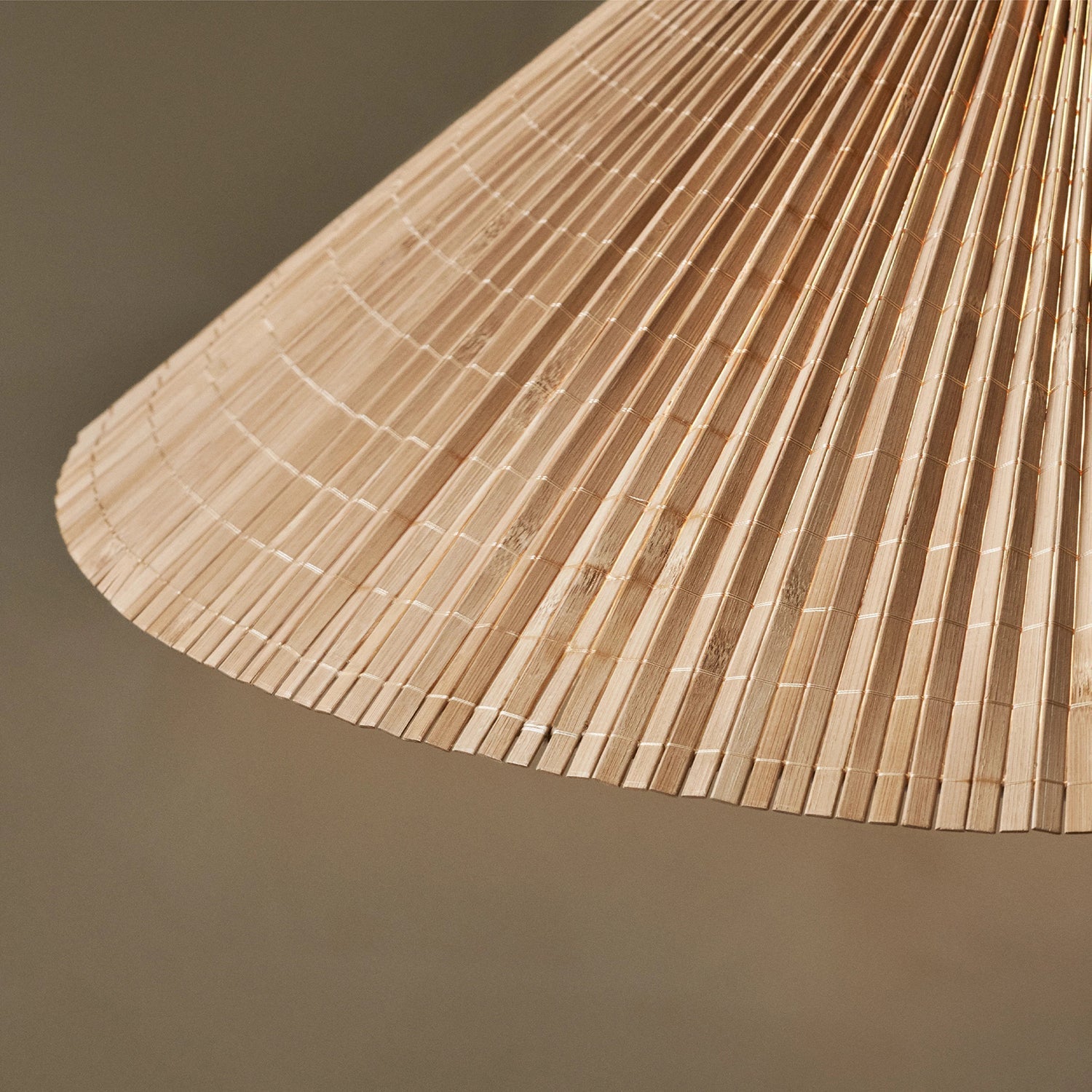 Hazel Modern Pendant Lamp-Neutral Decor
