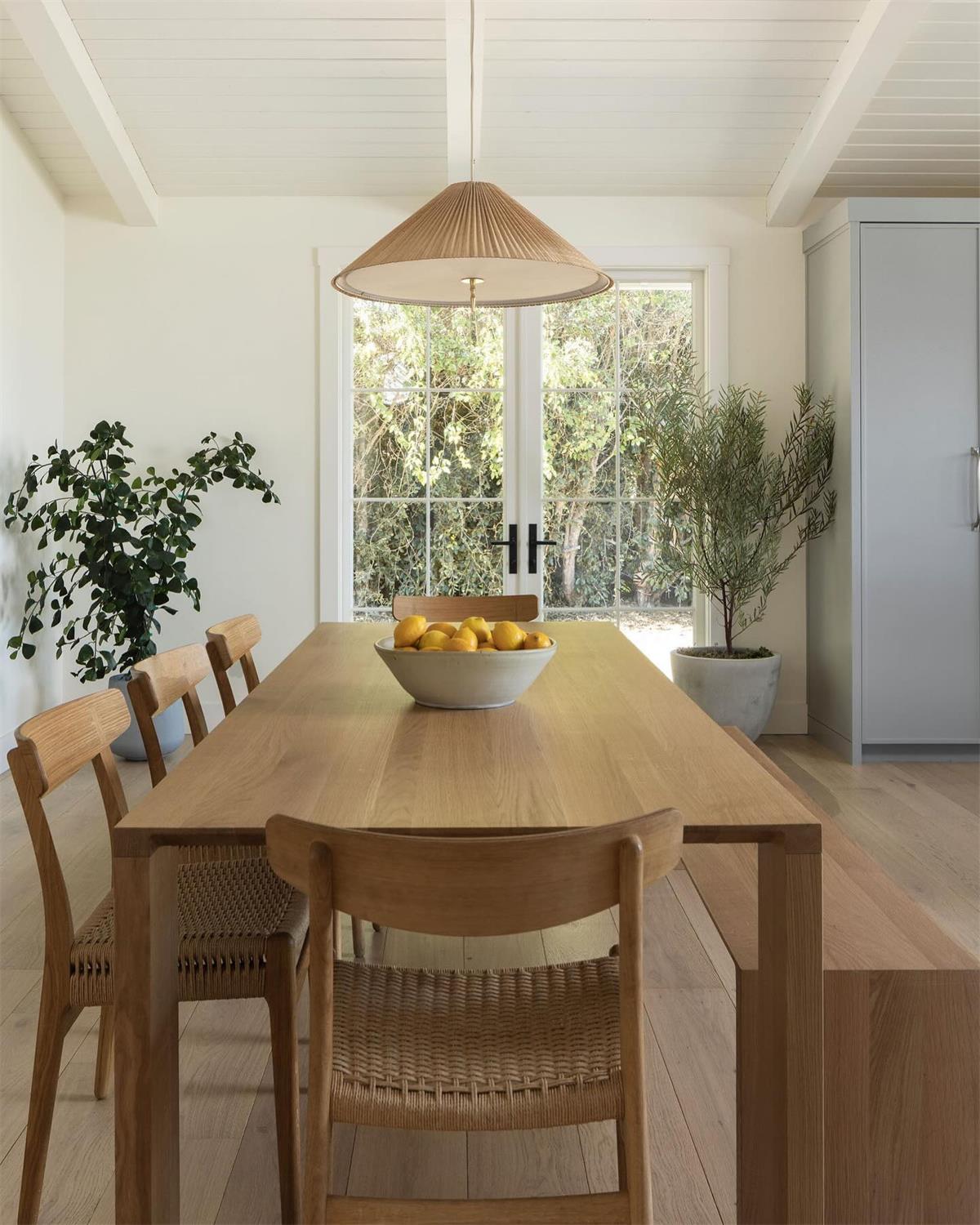 Hazel Modern Pendant Lamp-Neutral Decor