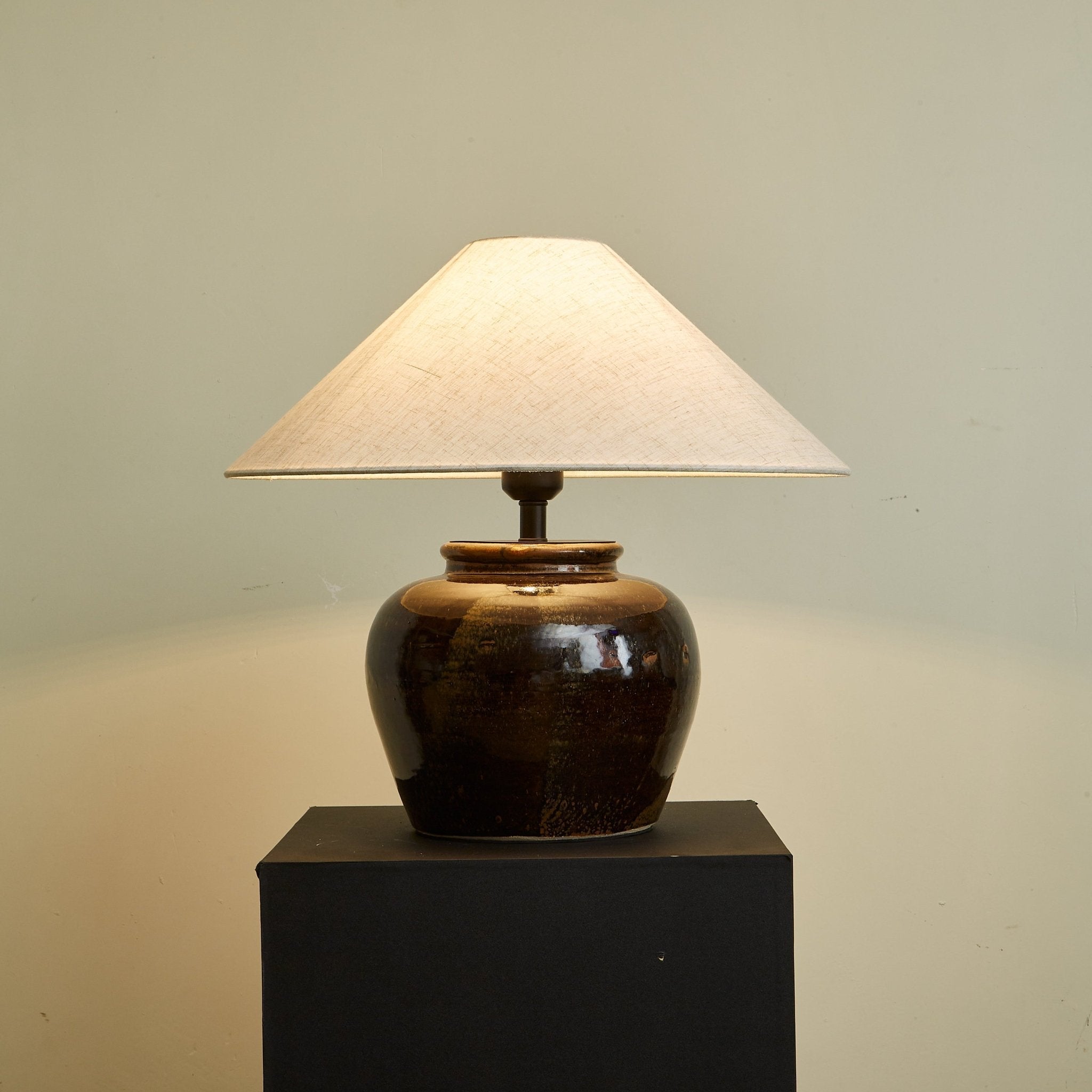 Ravien Umber Jar Table Lamp-Neutral Decor