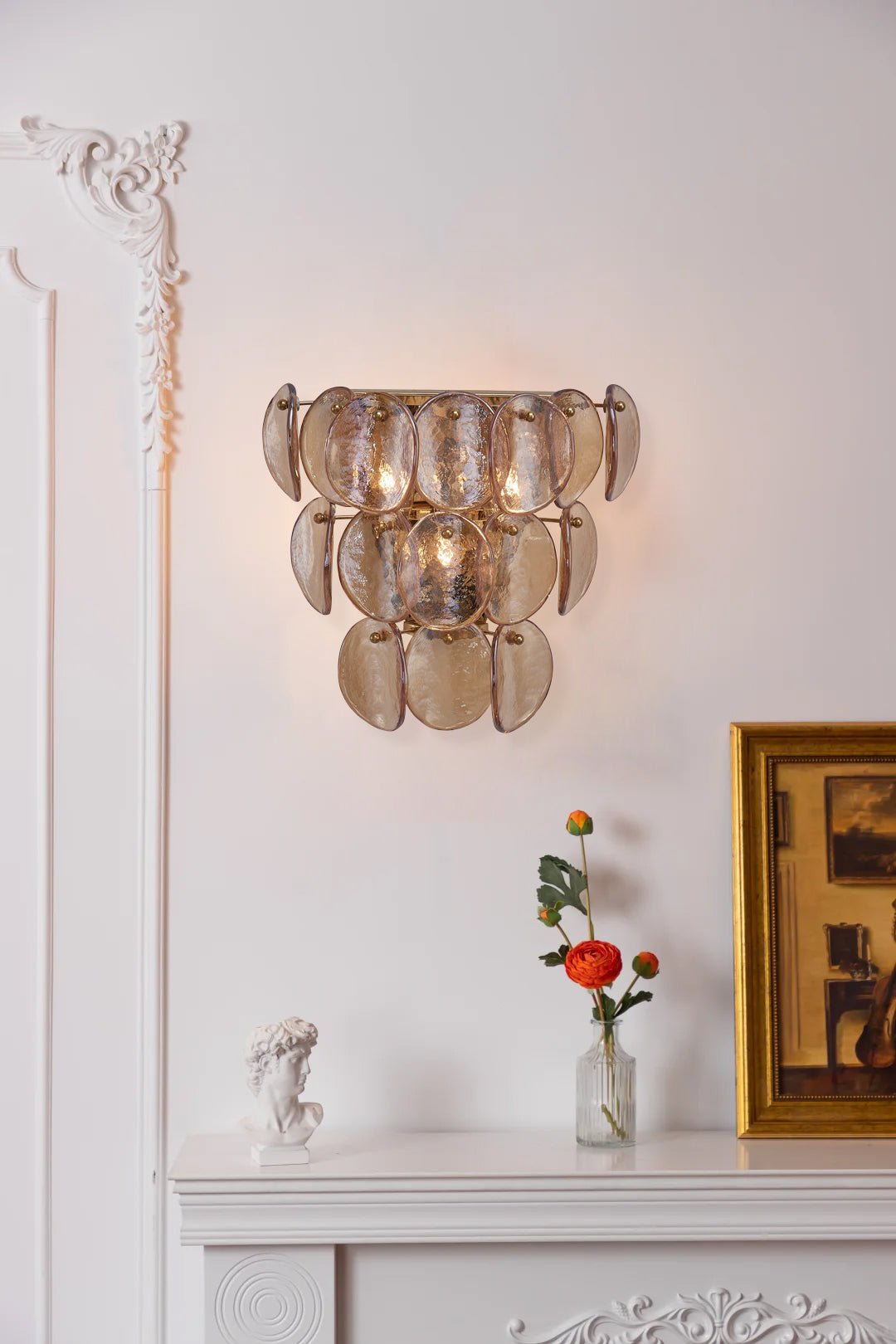 Aurora Wall Lamp Amber Glass Disc Fish Scale Brass-Neutral Decor