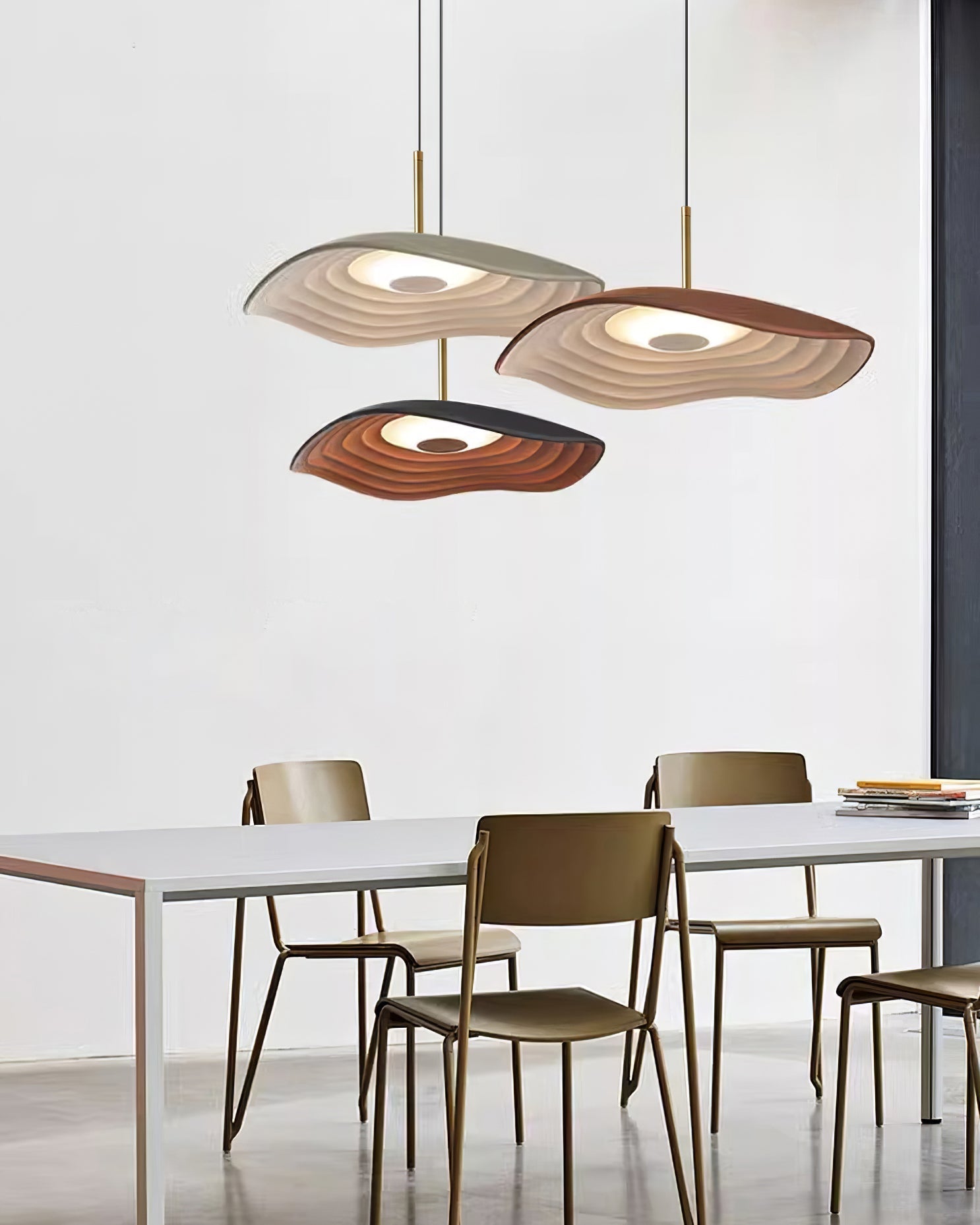 Mariva Pendant Lamp Wave Shape Gold Accent-Neutral Decor