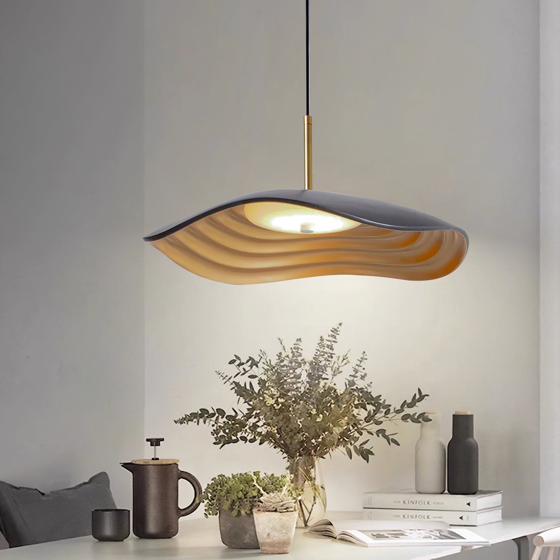 Mariva Pendant Lamp Wave Shape Gold Accent-Neutral Decor