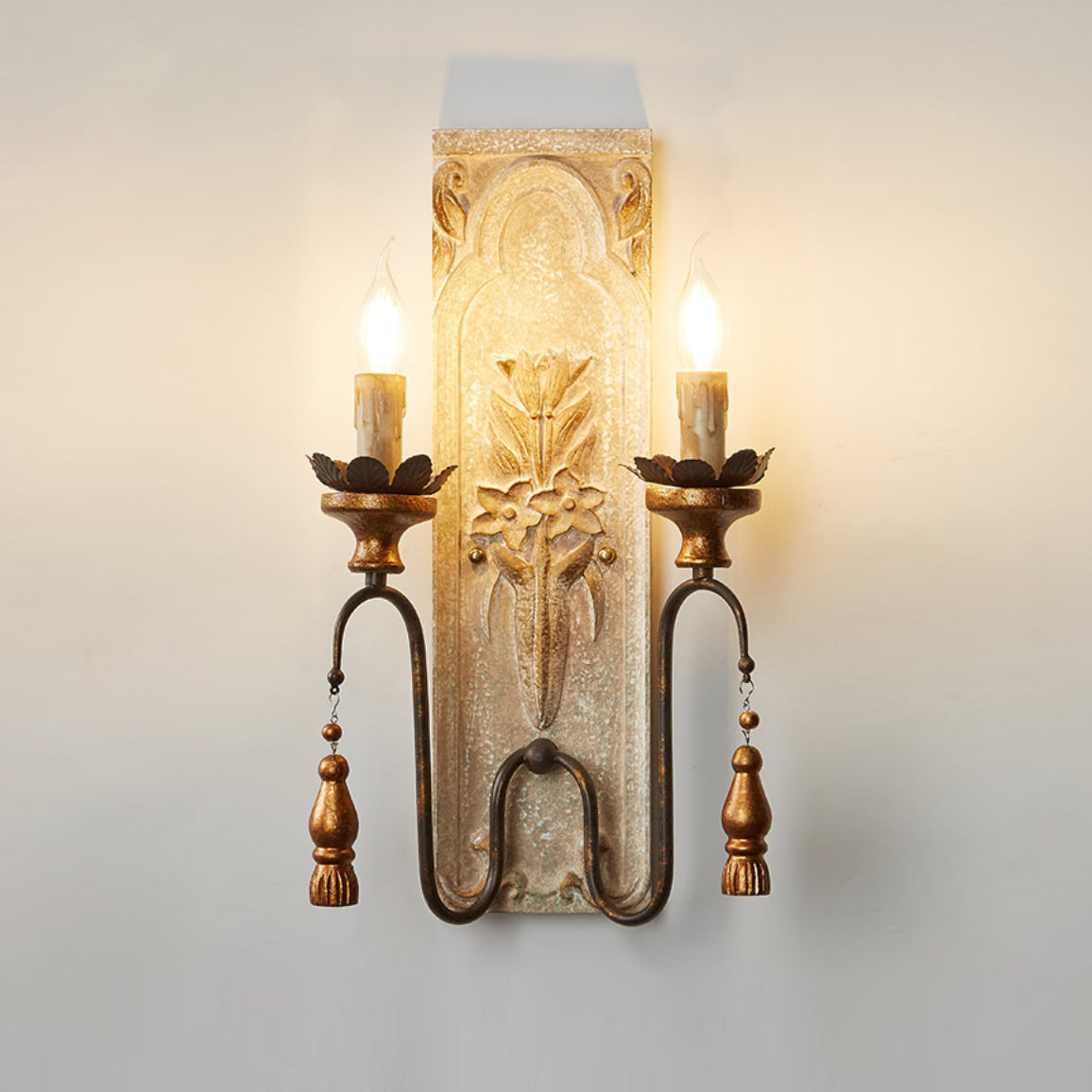 Theodora Wall Lamp