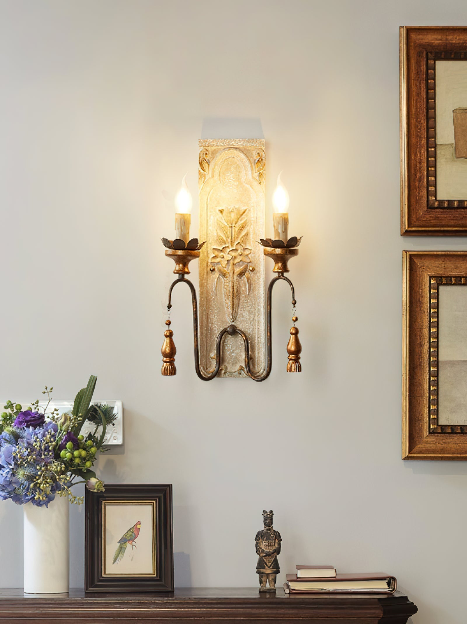 Theodora Wall Lamp