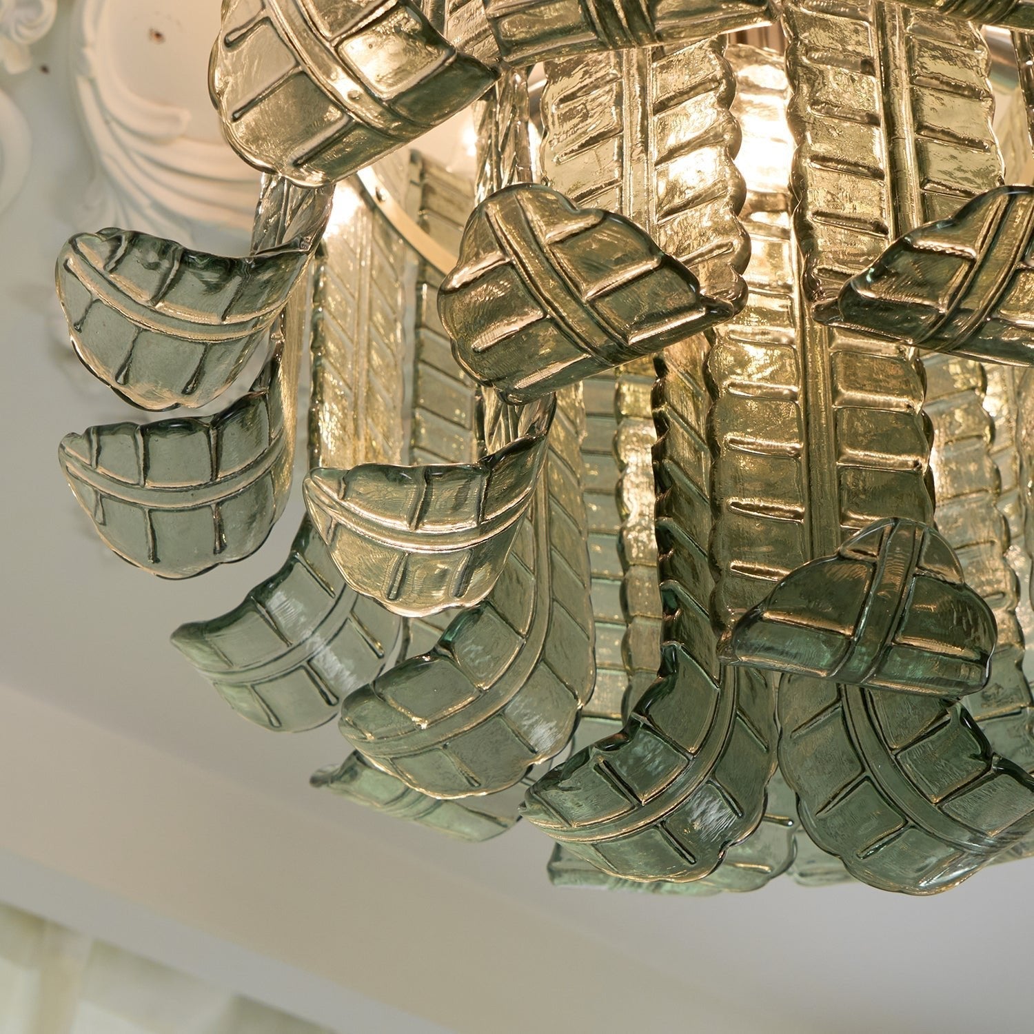 Aurora Ceiling Lamp Murano Glass Petal Vintage-Neutral Decor