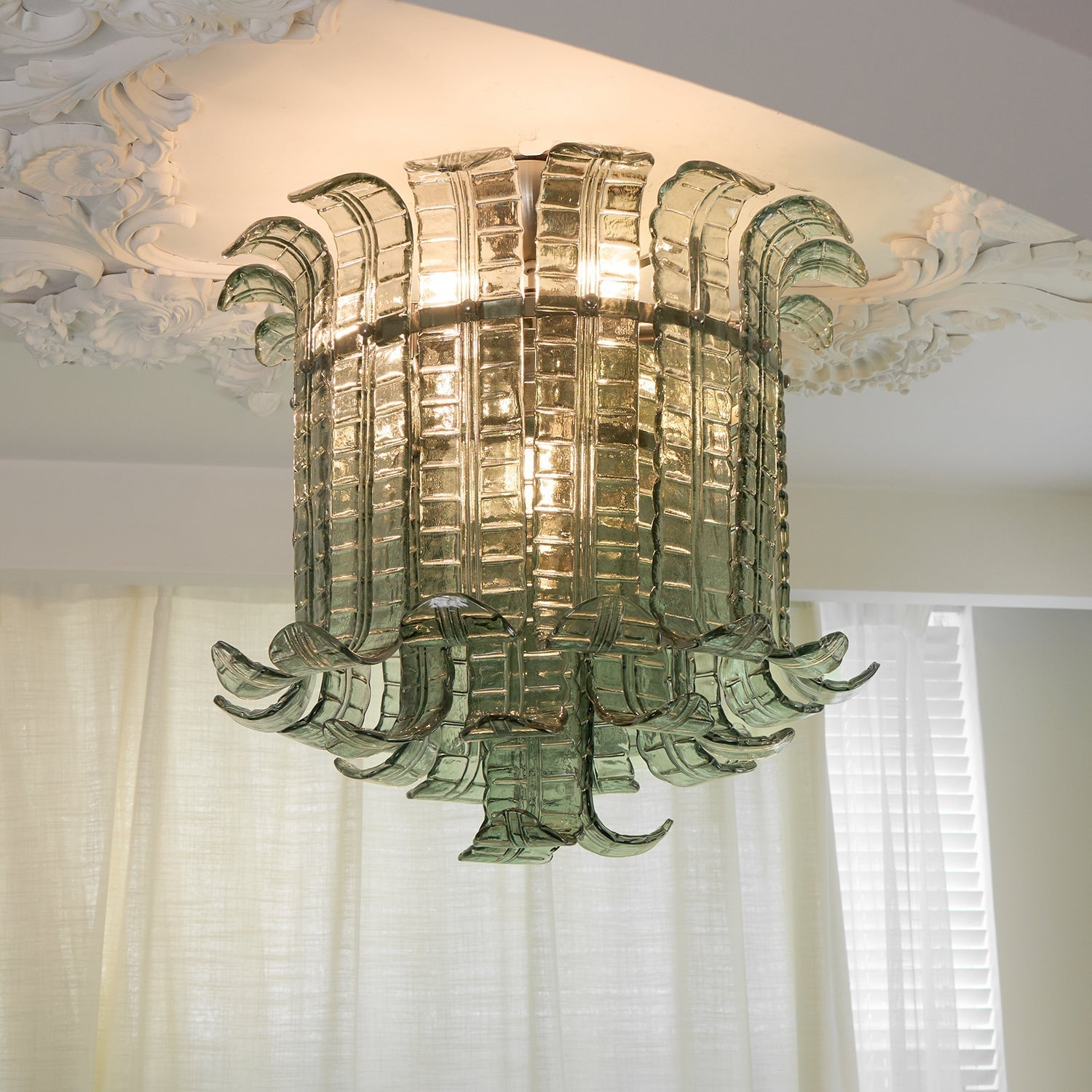 Aurora Ceiling Lamp Murano Glass Petal Vintage-Neutral Decor