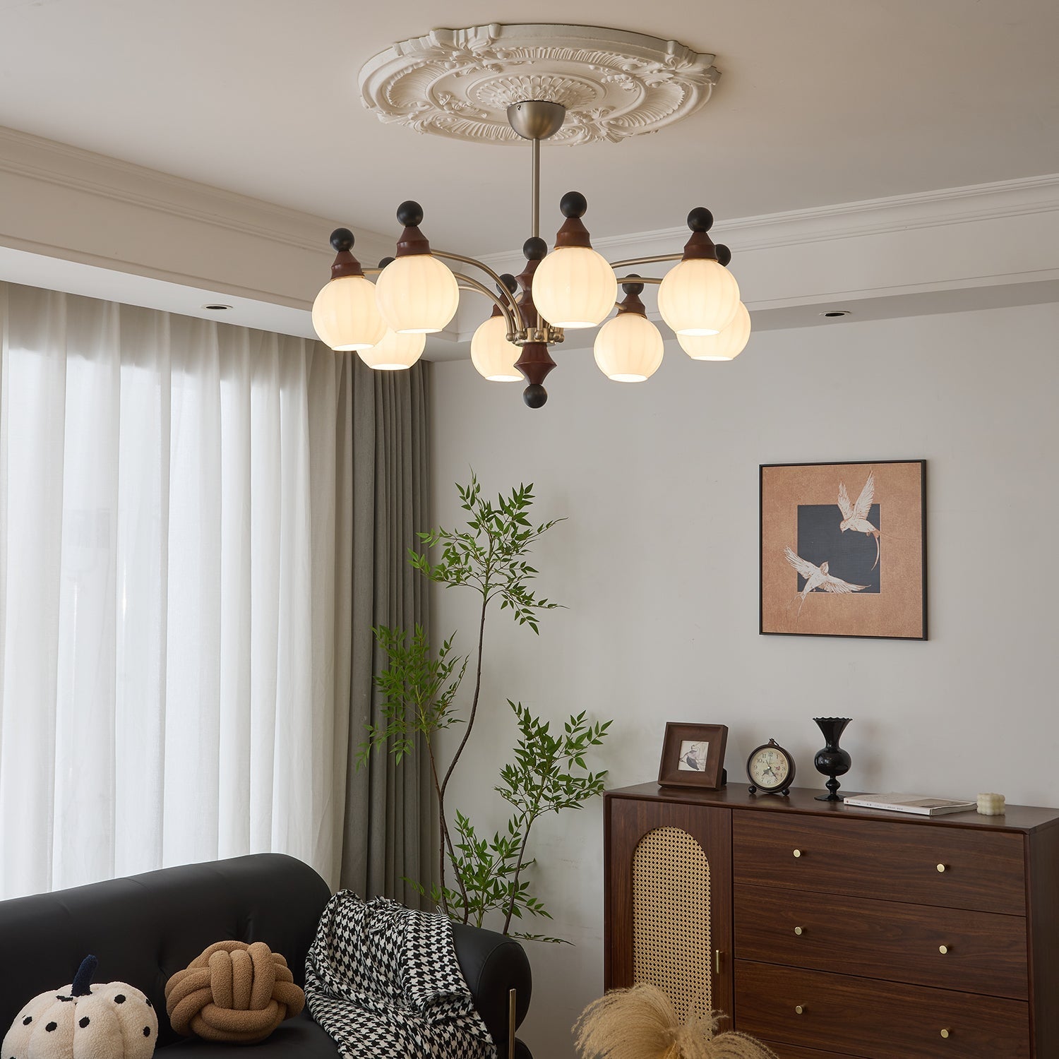 Zosilara Traditional Elegance Wood Chandelier-Neutral Decor