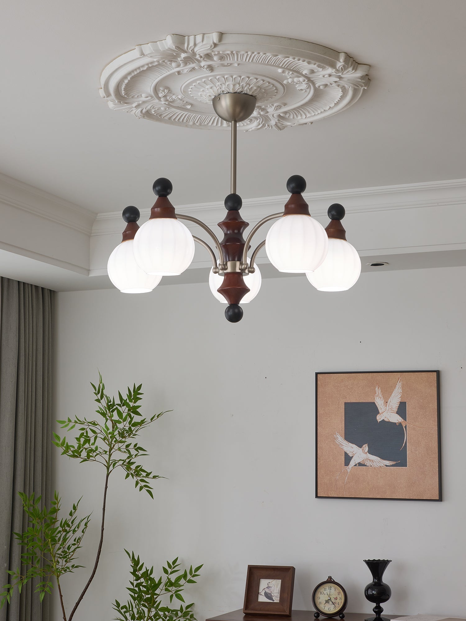Zosilara Traditional Elegance Wood Chandelier-Neutral Decor