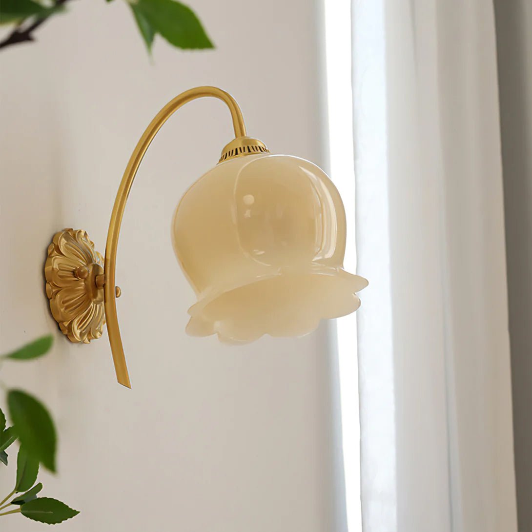 Dazell Art Flower Brass Resin Wall Lamp-Neutral Decor
