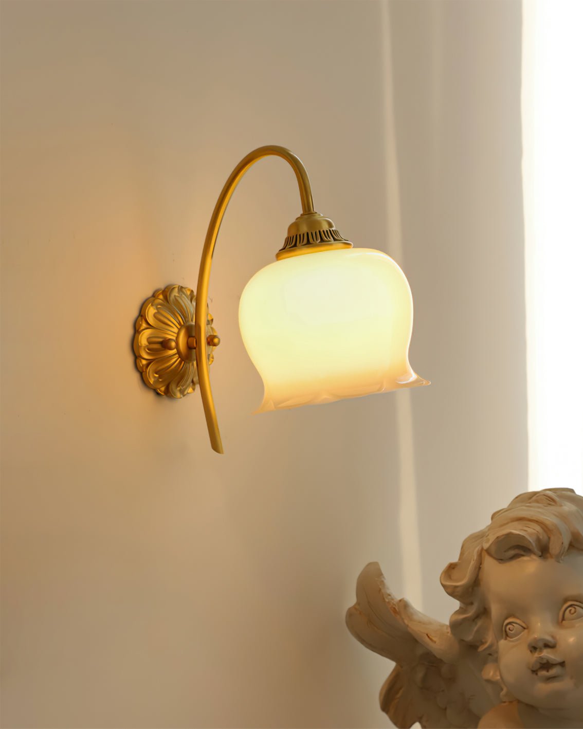 Dazell Art Flower Brass Resin Wall Lamp-Neutral Decor