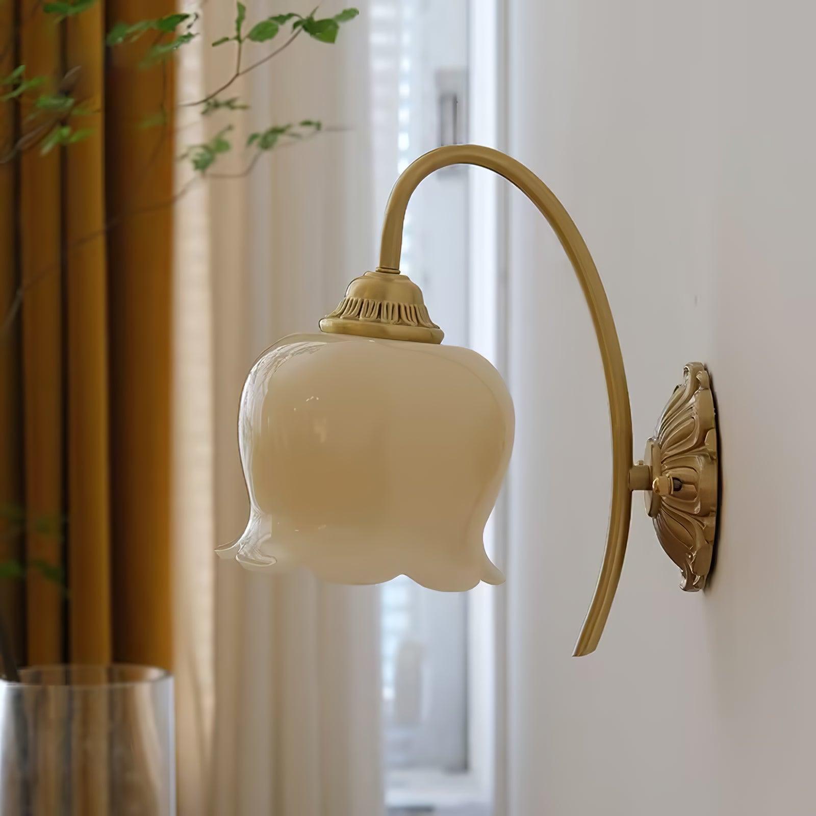 Dazell Art Flower Brass Resin Wall Lamp-Neutral Decor