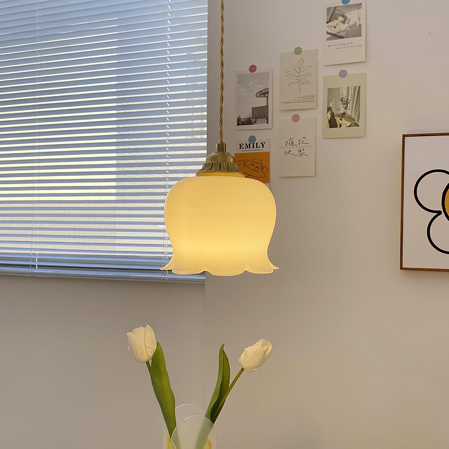 Lustra Pendant Lamp Valley Flower-Neutral Decor