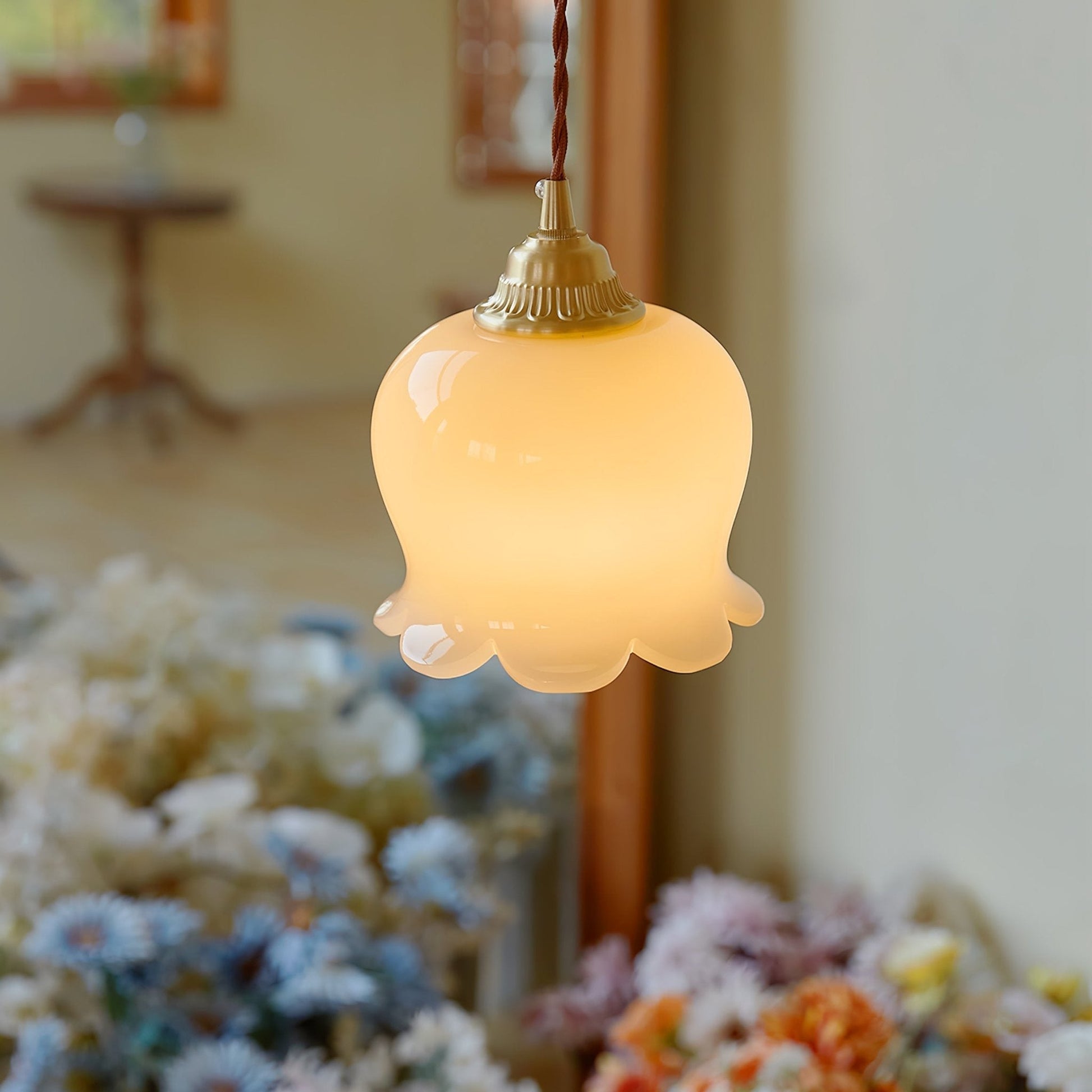 Lustra Pendant Lamp Valley Flower-Neutral Decor