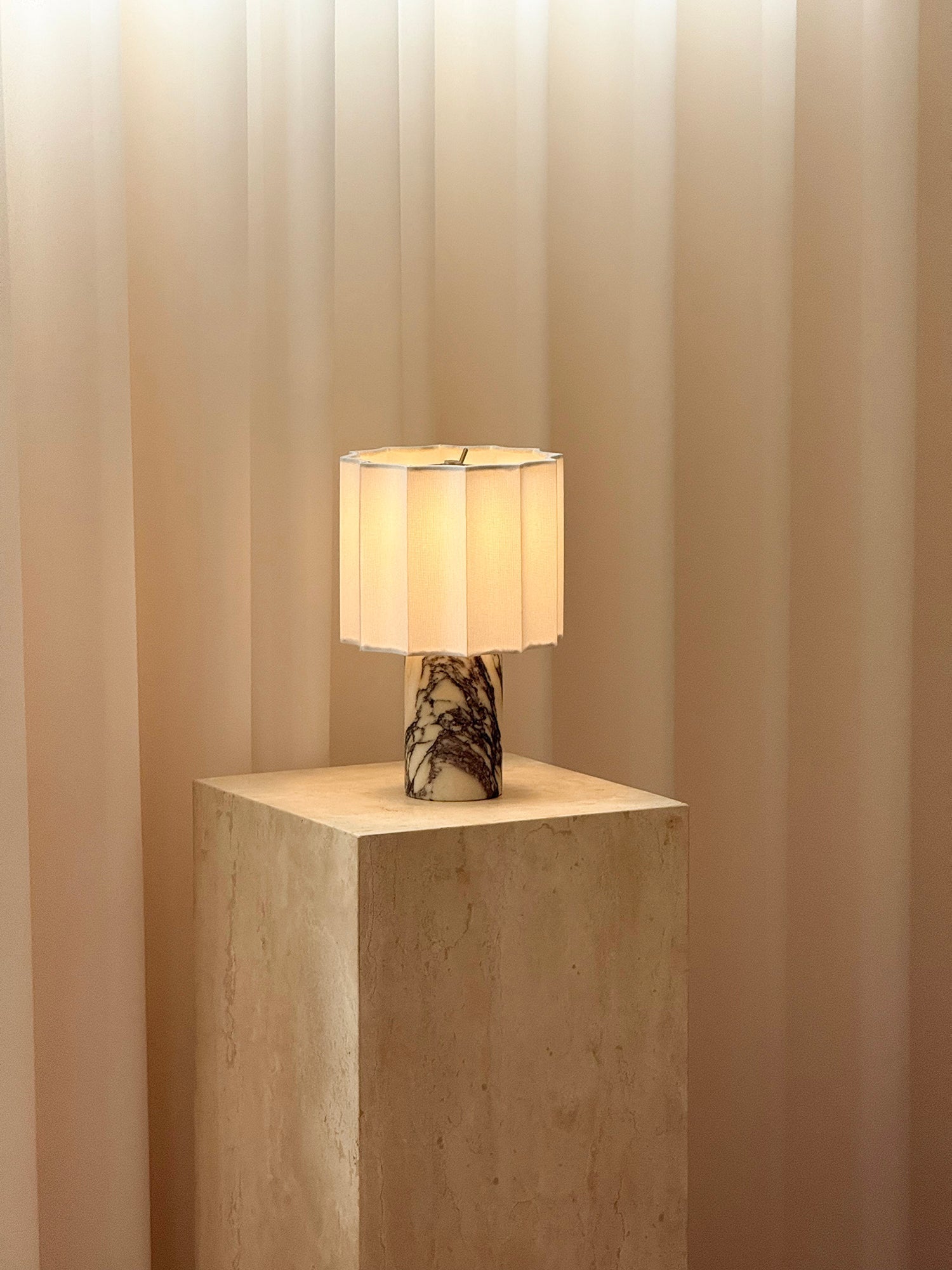 Camille Table Lamp (Built-in Battery)