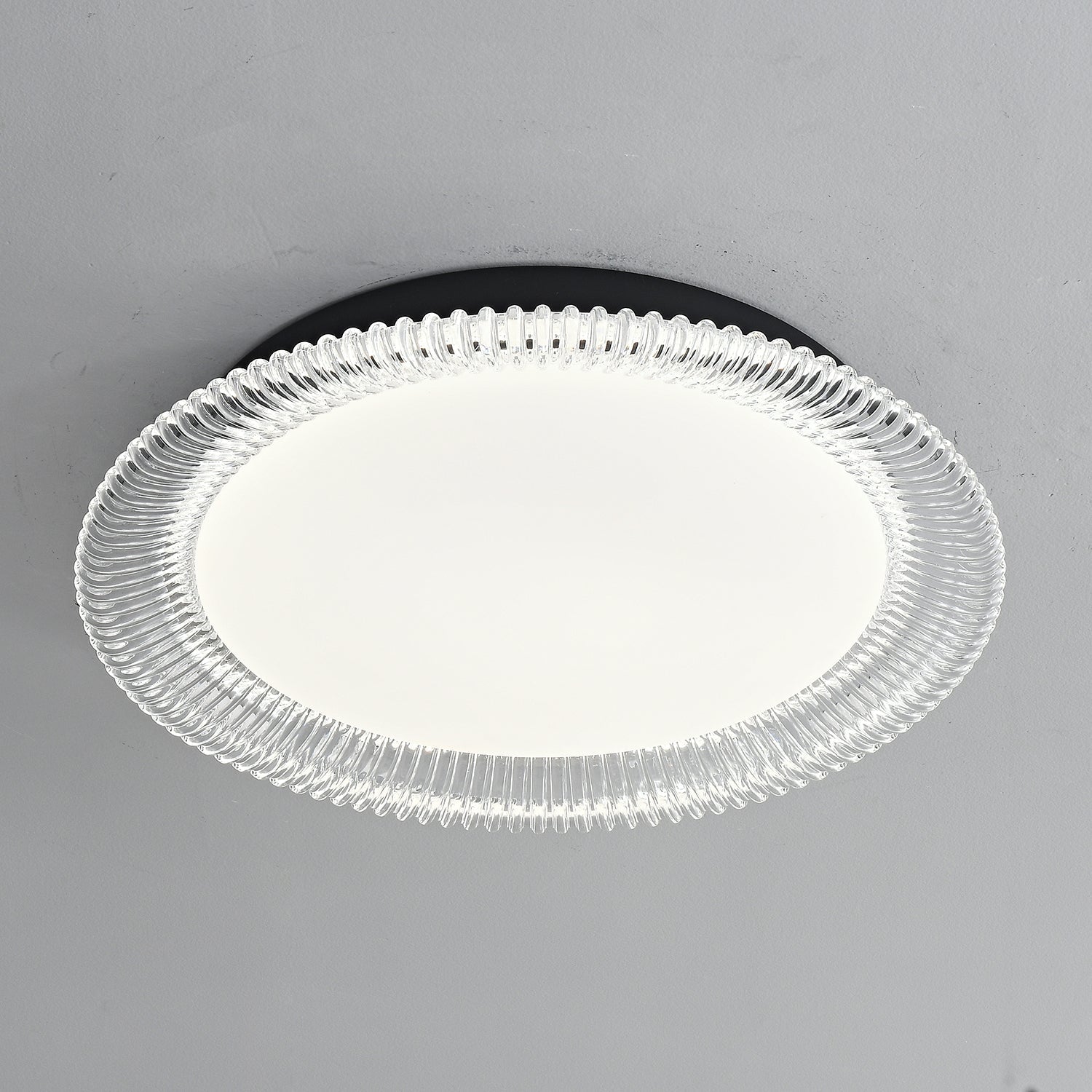 Lustra Ceiling Light Vanguard Acrylic Ring-Neutral Decor