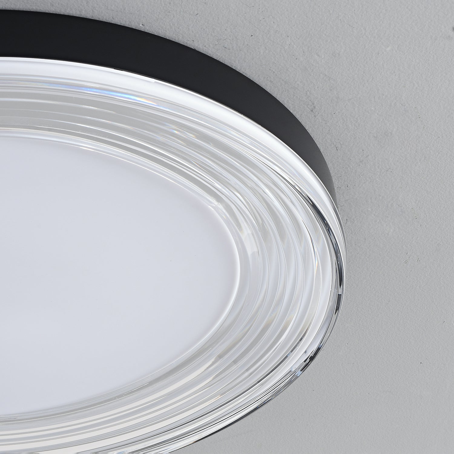 Lustra Ceiling Light Vanguard Acrylic Ring-Neutral Decor